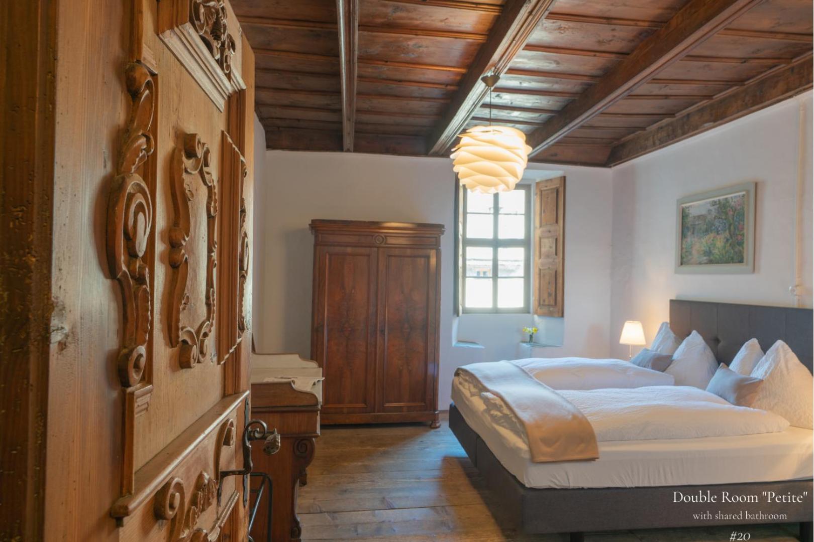 Small Double or Twin Room photo 2