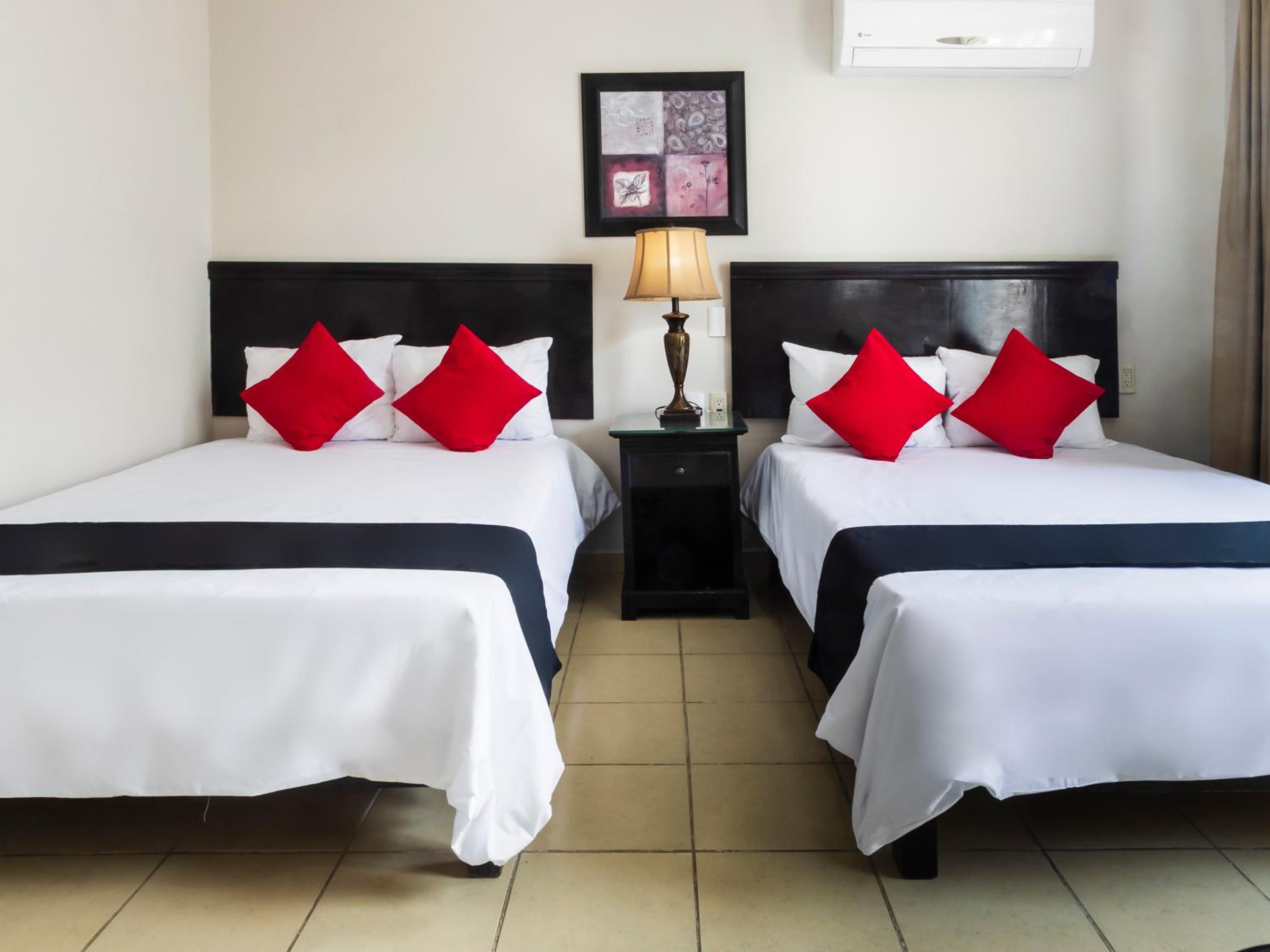 Standard Two Beds  - Photo 2
