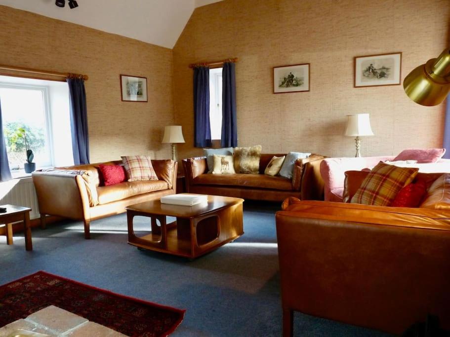 Four-Bedroom House - Photo 1