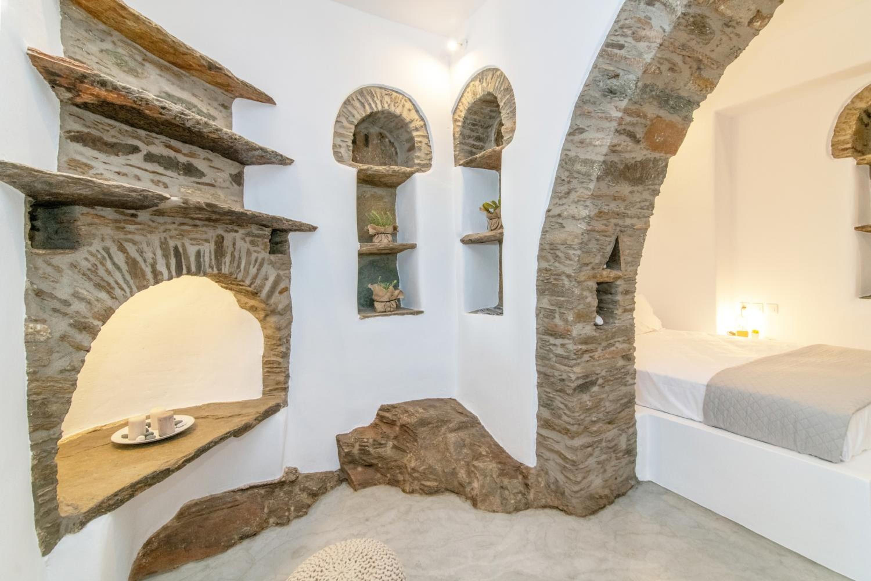 One-Bedroom House photo 1