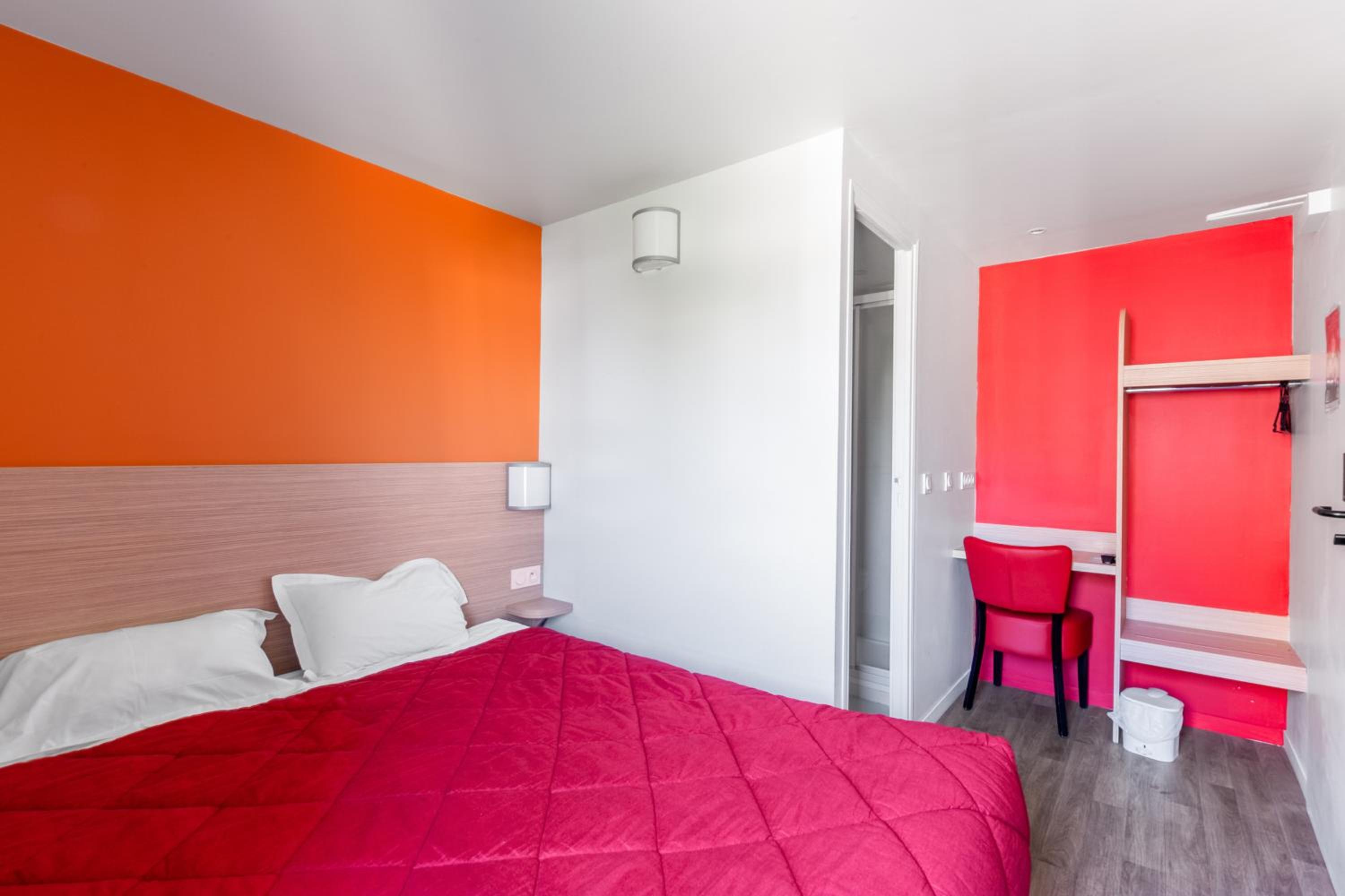 Double Room - Photo 4
