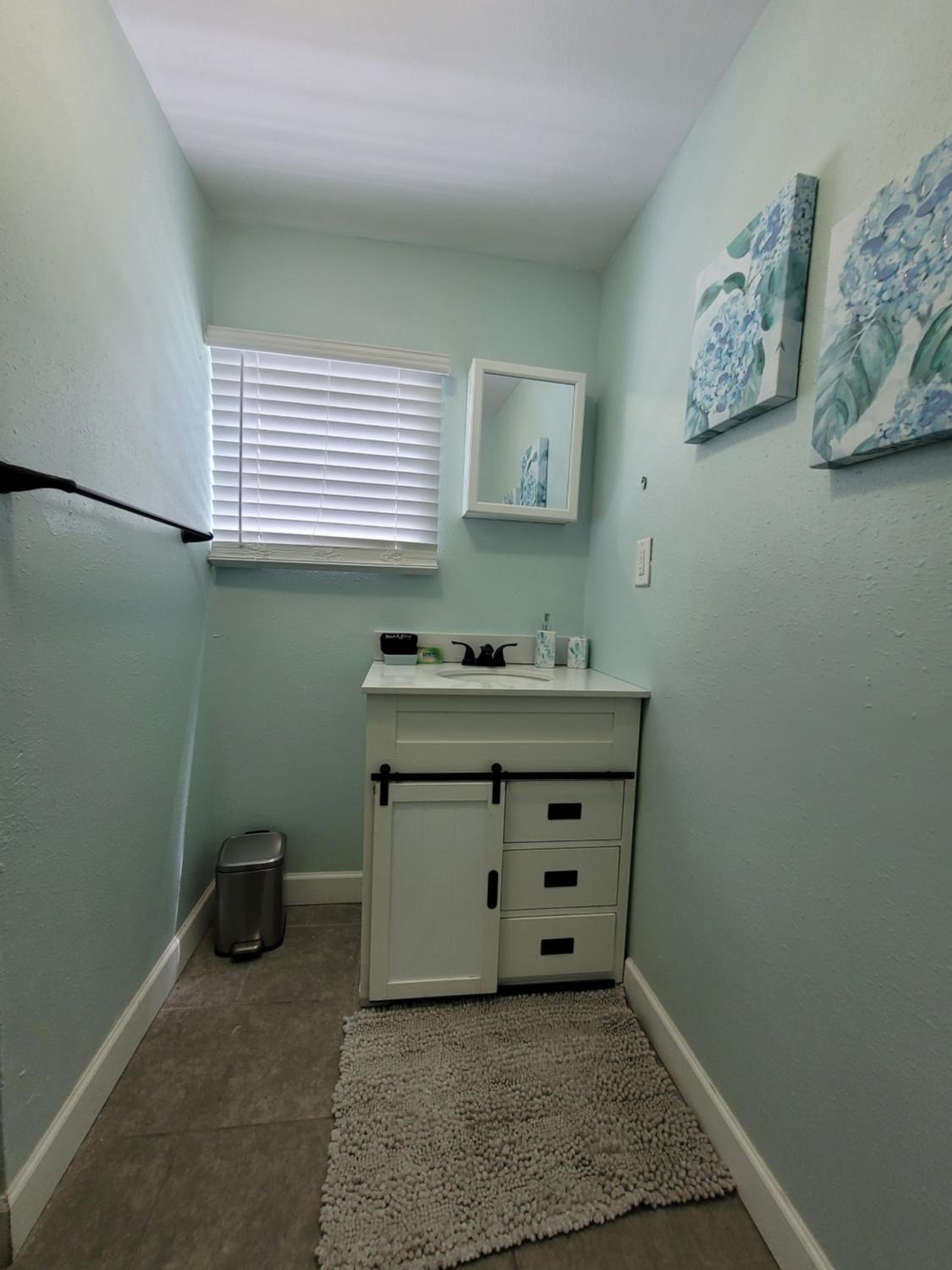 Two-Bedroom Apartment - Photo 18