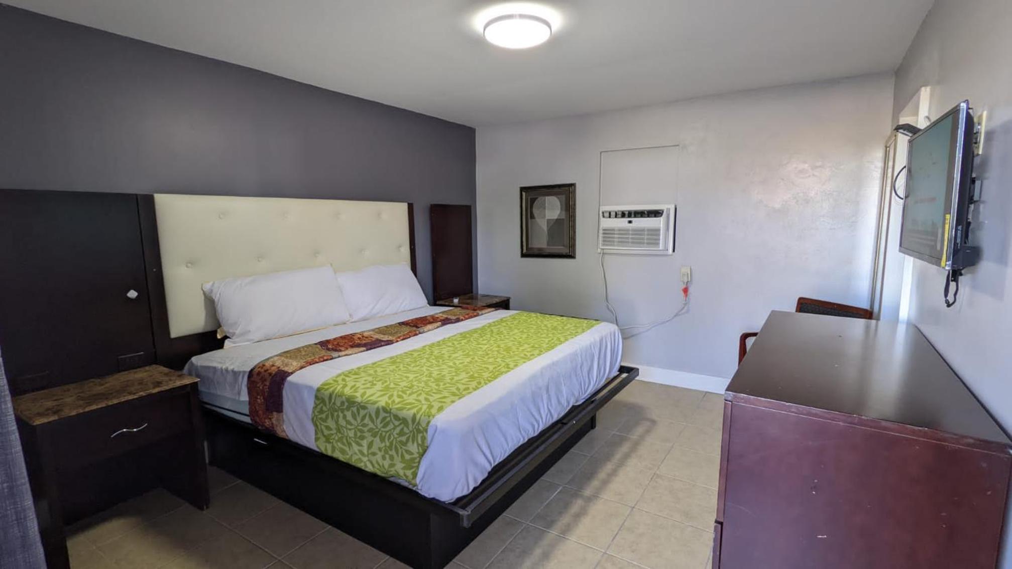 Budget Single Room photo 2