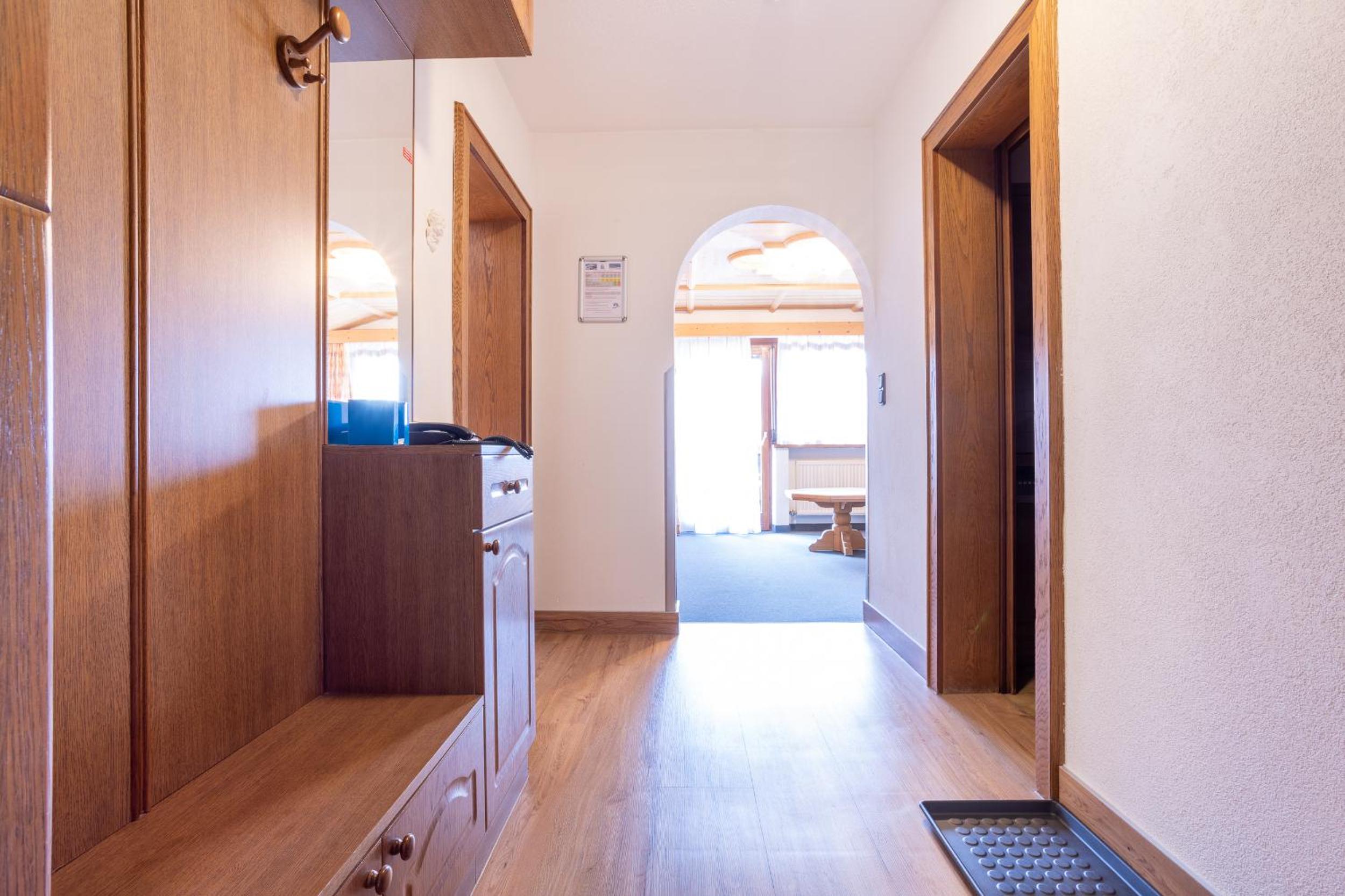 One-Bedroom Apartment with Balcony photo 2