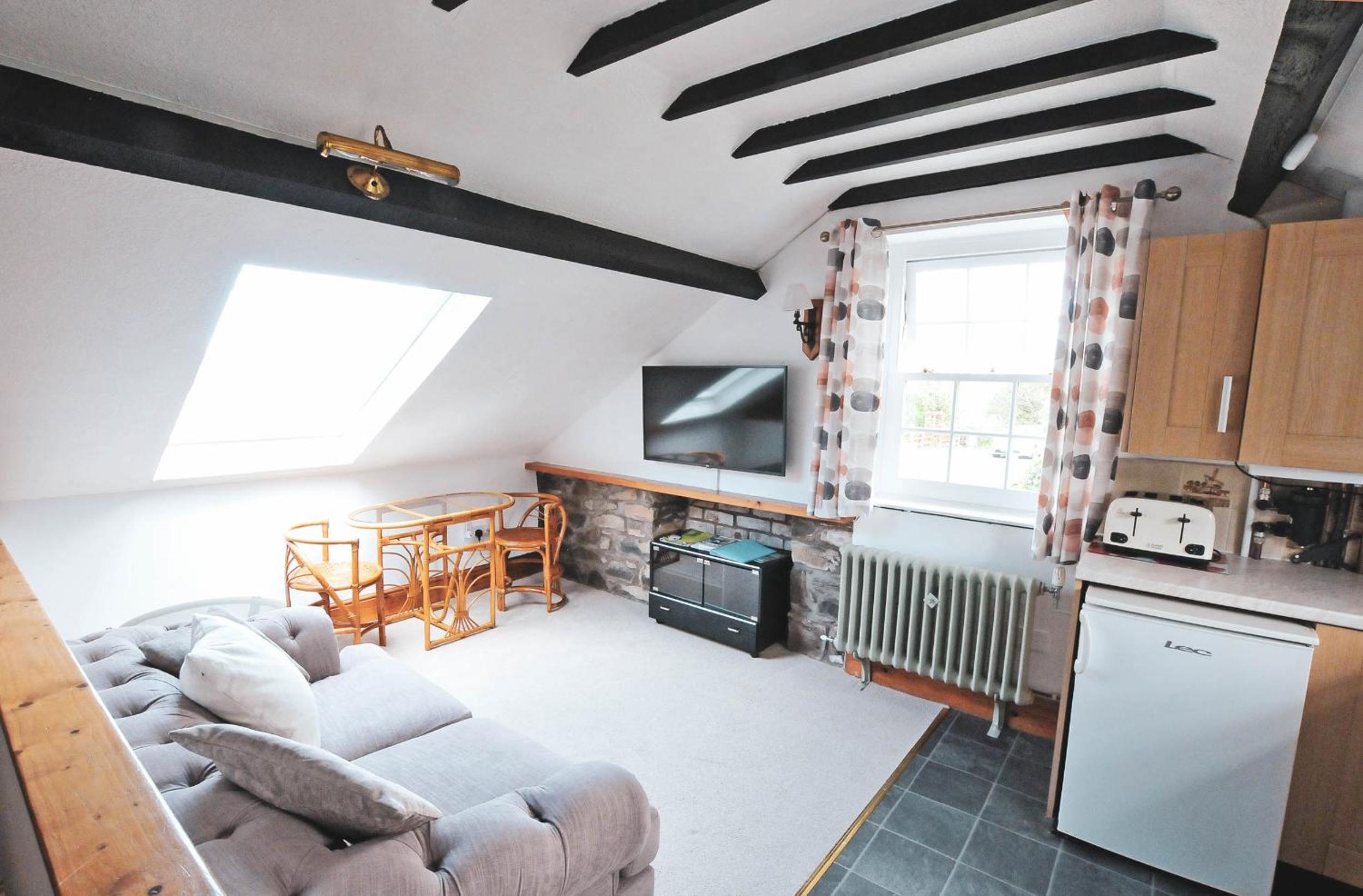 One-Bedroom House photo 3