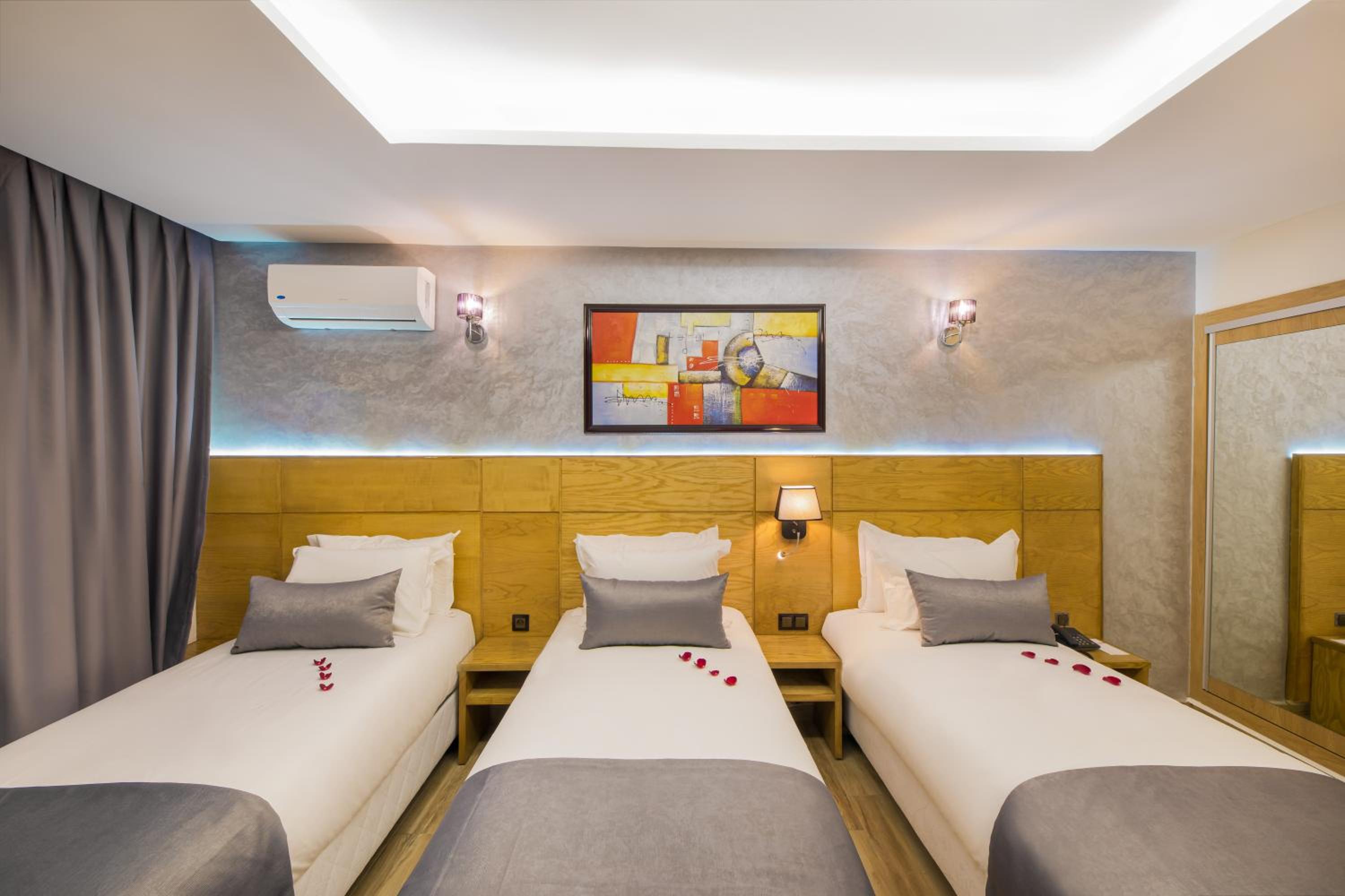 Triple Room - Photo 1