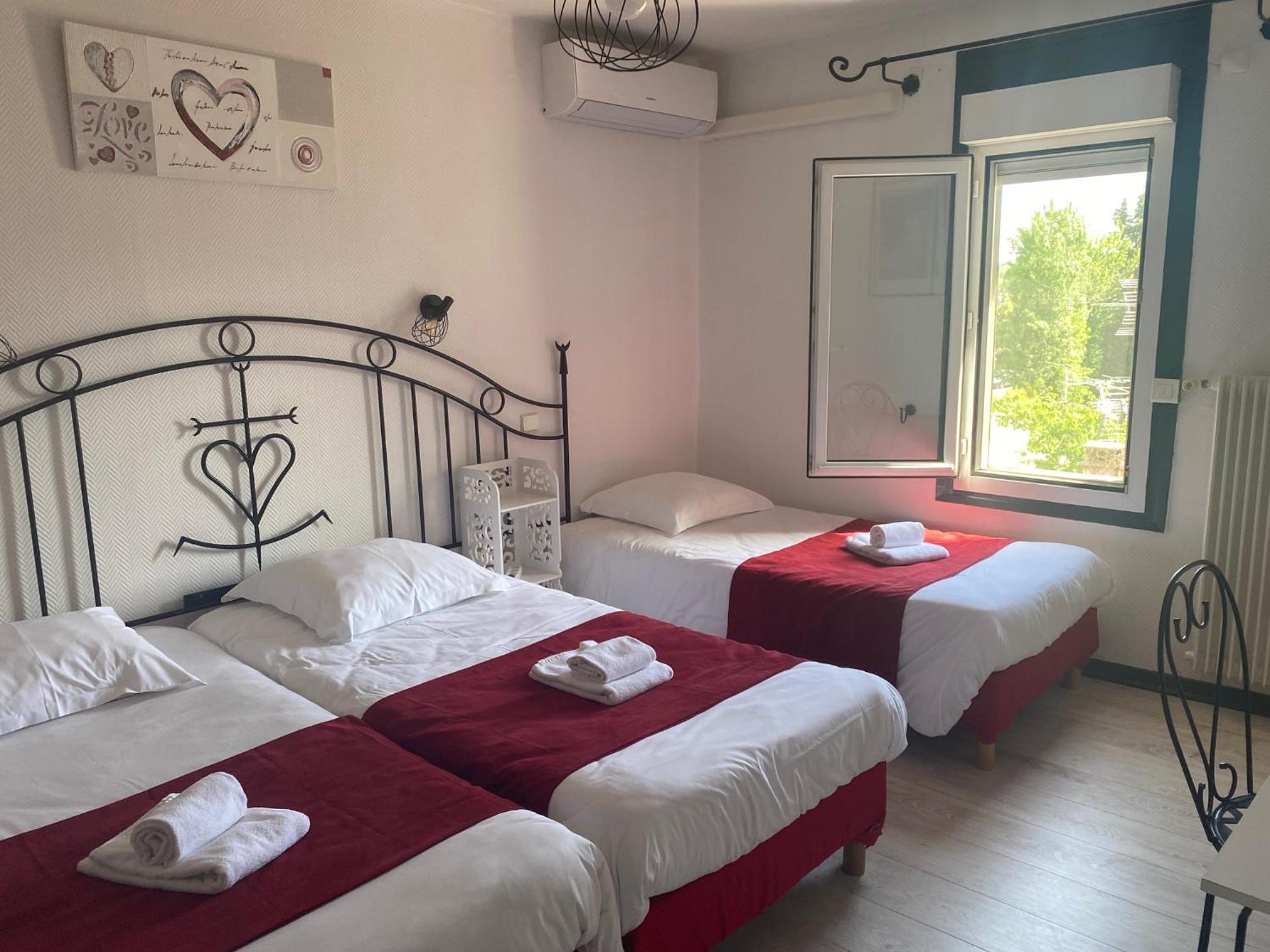 Triple Room - Photo 2