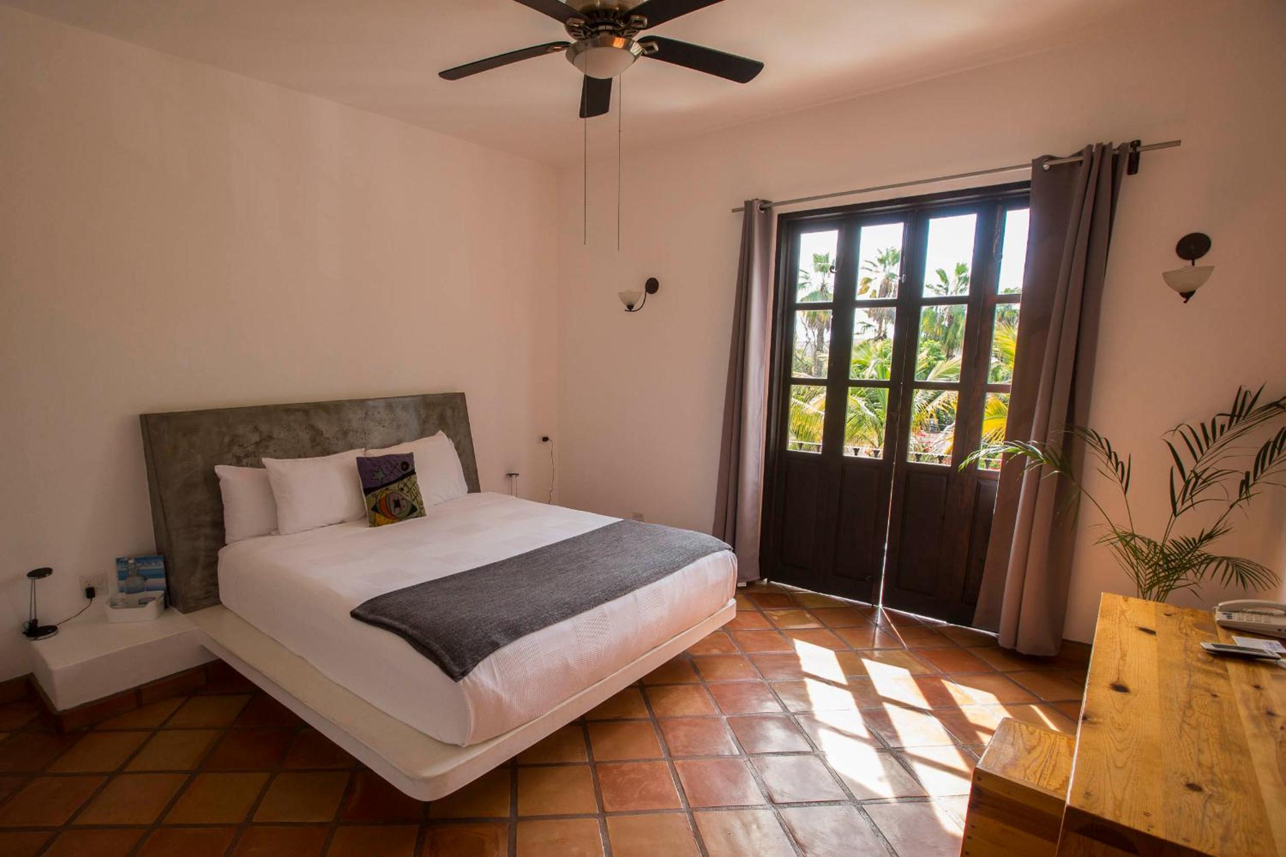 Habitación King con Balcón