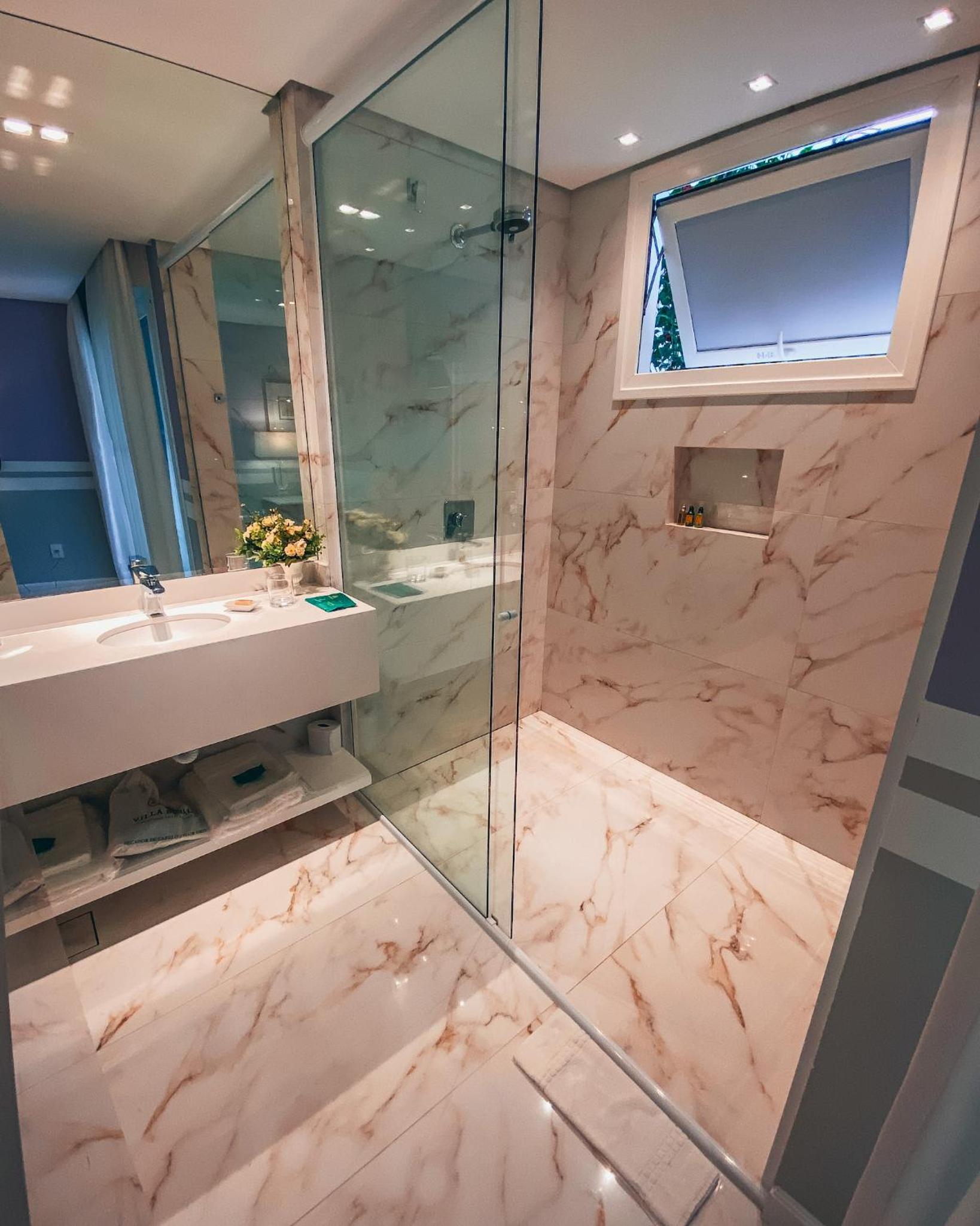 King Suite photo 2