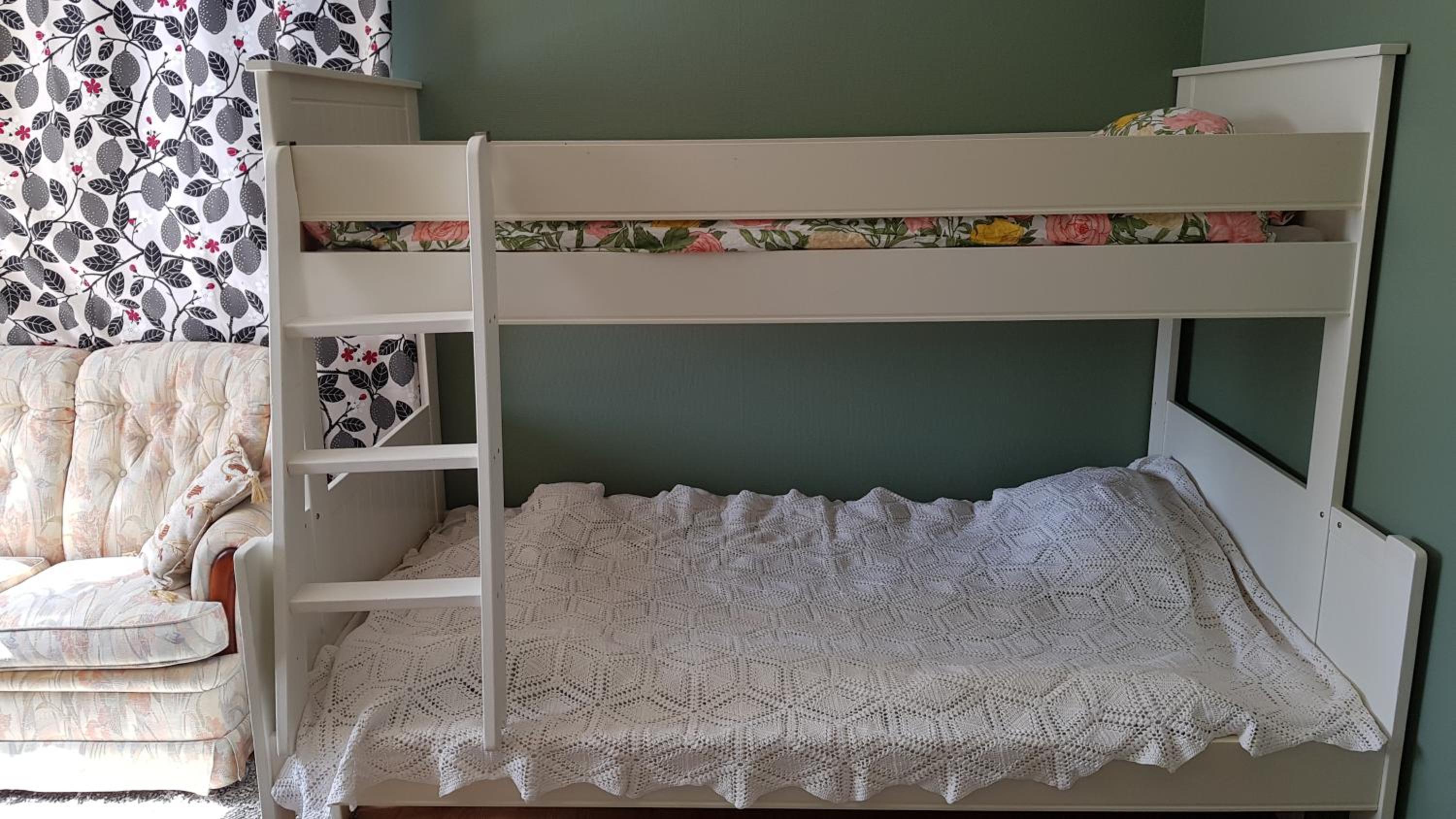 Two-Bedroom House - Photo 35