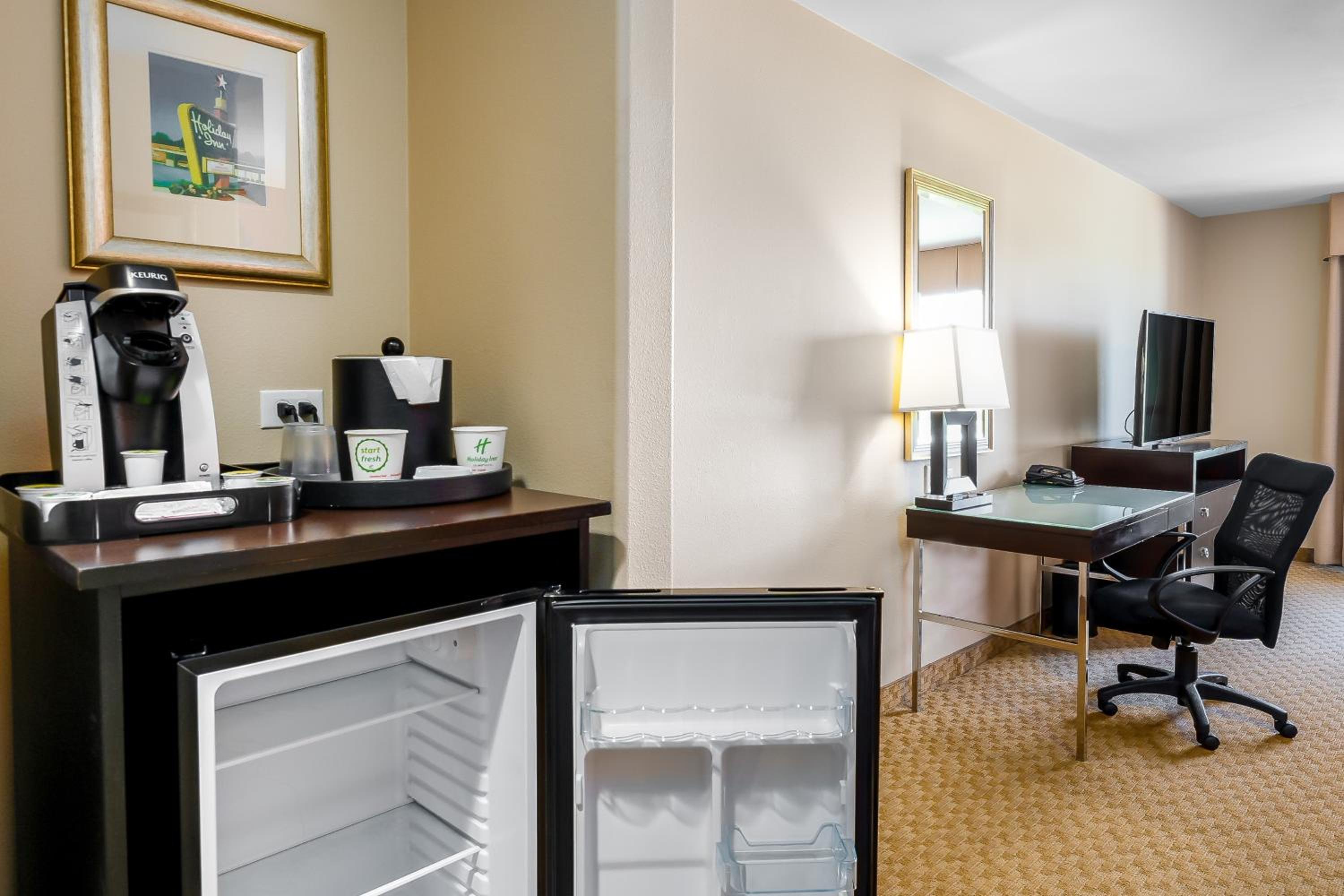 Standard Room - Photo 1
