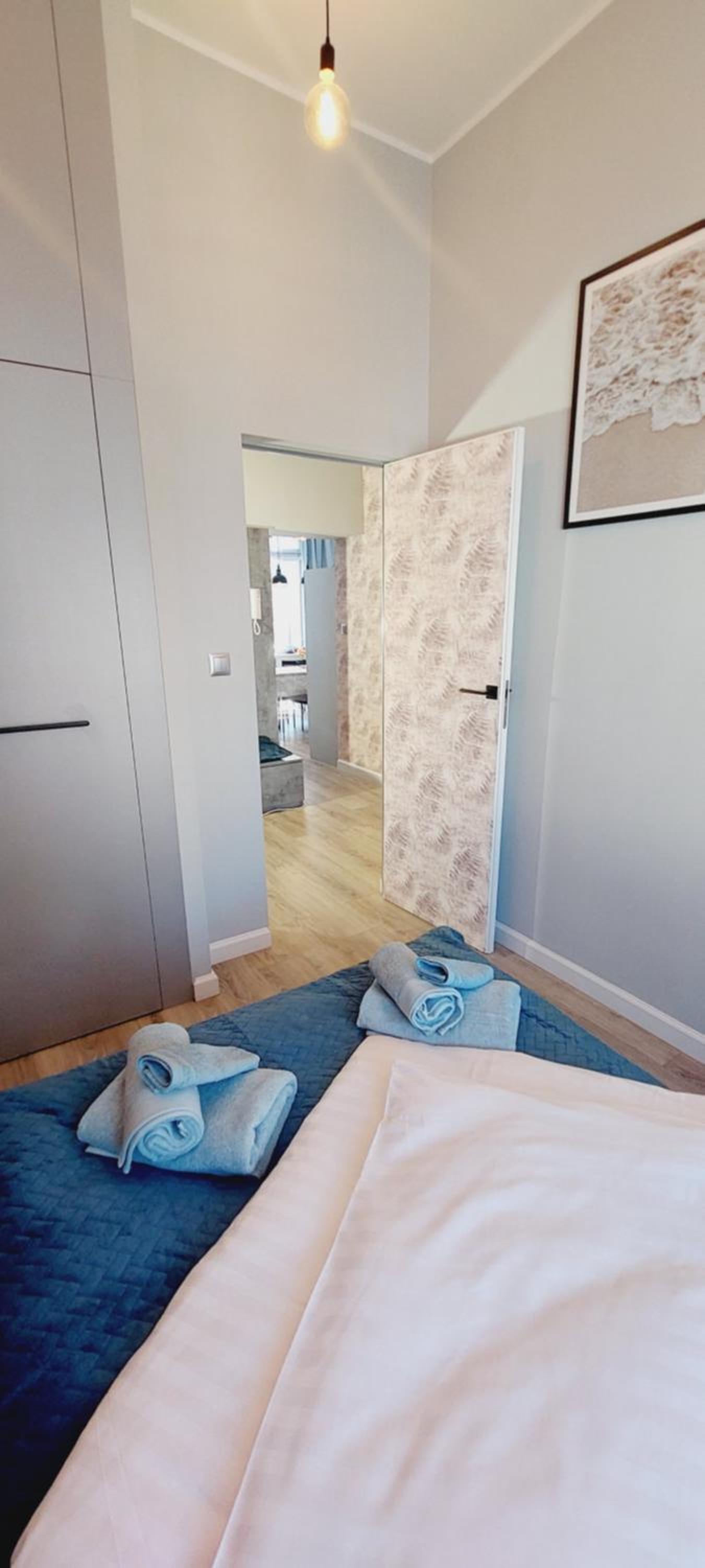 Two-Bedroom Apartment - Photo 26