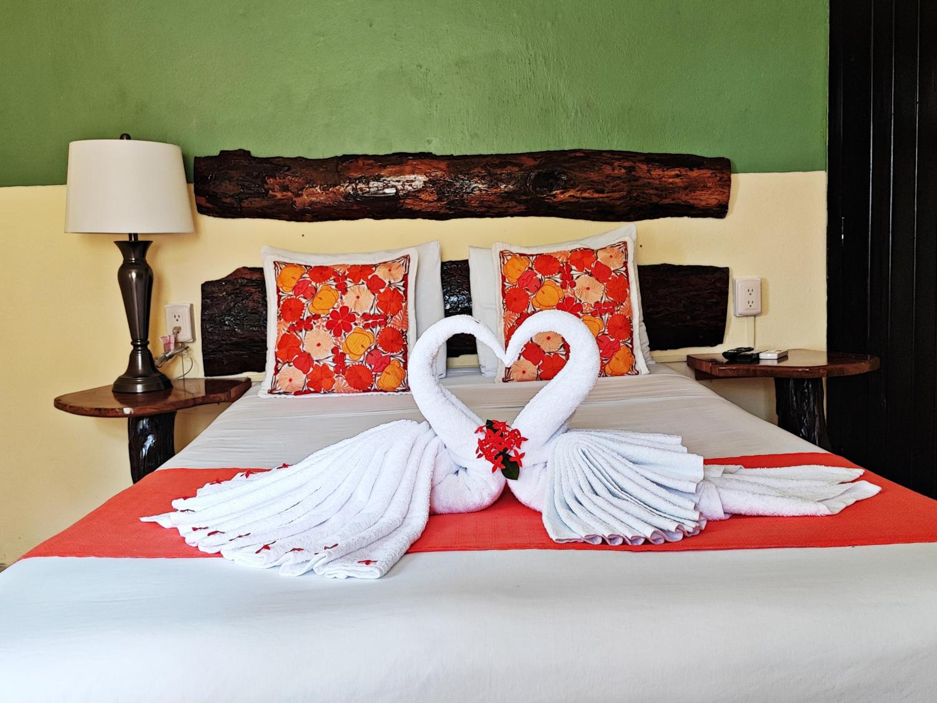 Double Room with Garden View - Photo 1