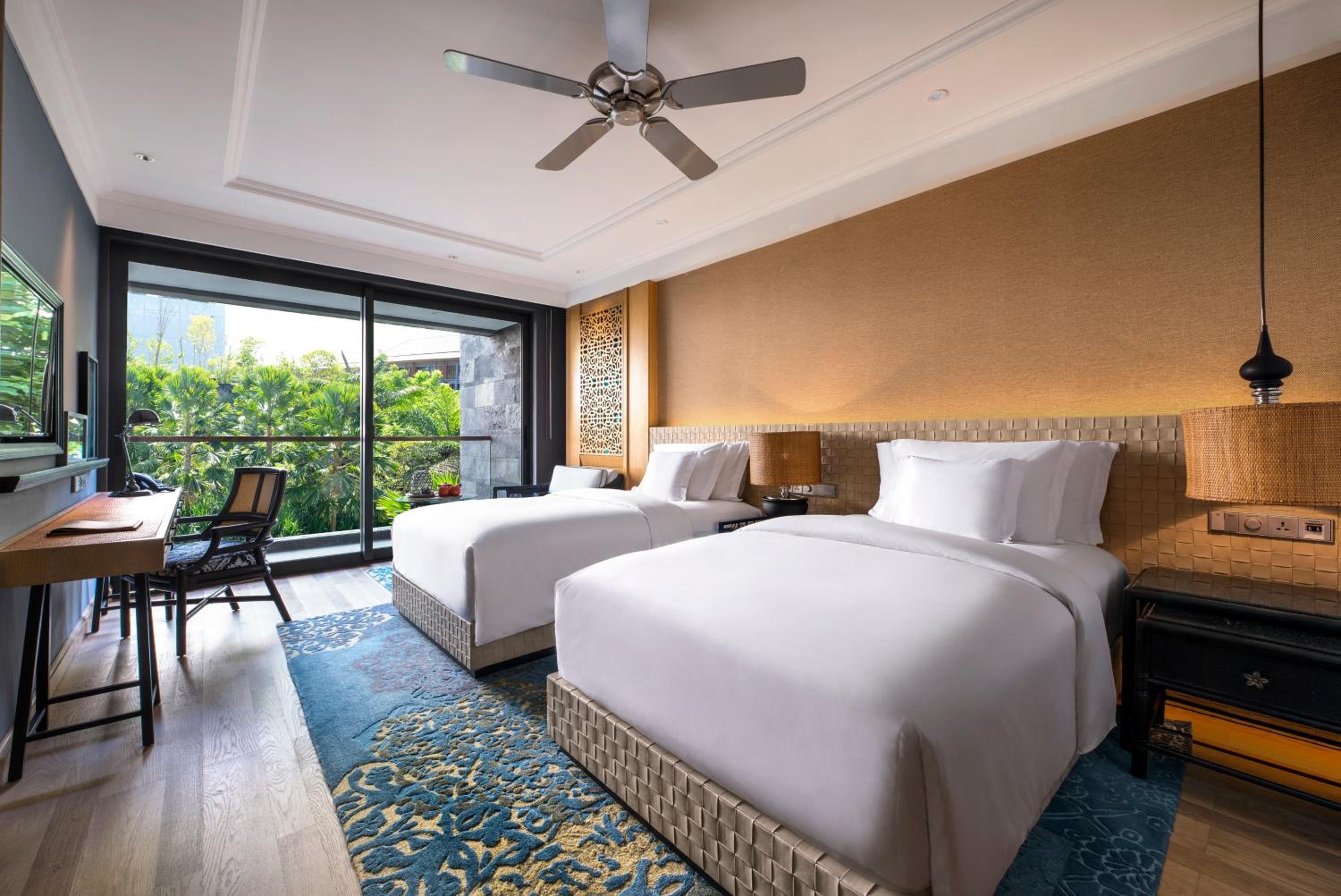Standard Twin Room with Garden View