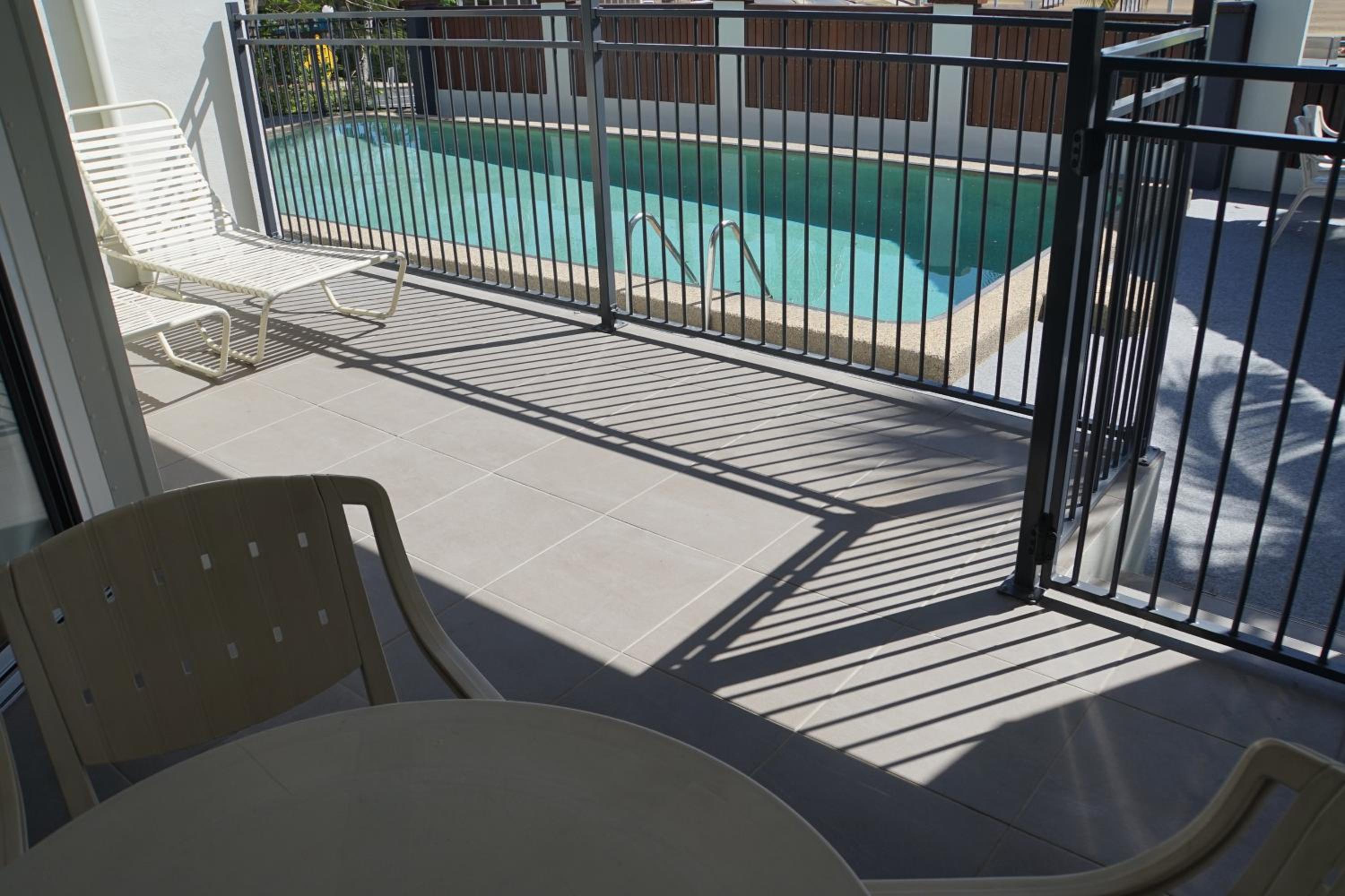 One-Bedroom Apartment with Ocean View - Photo 5