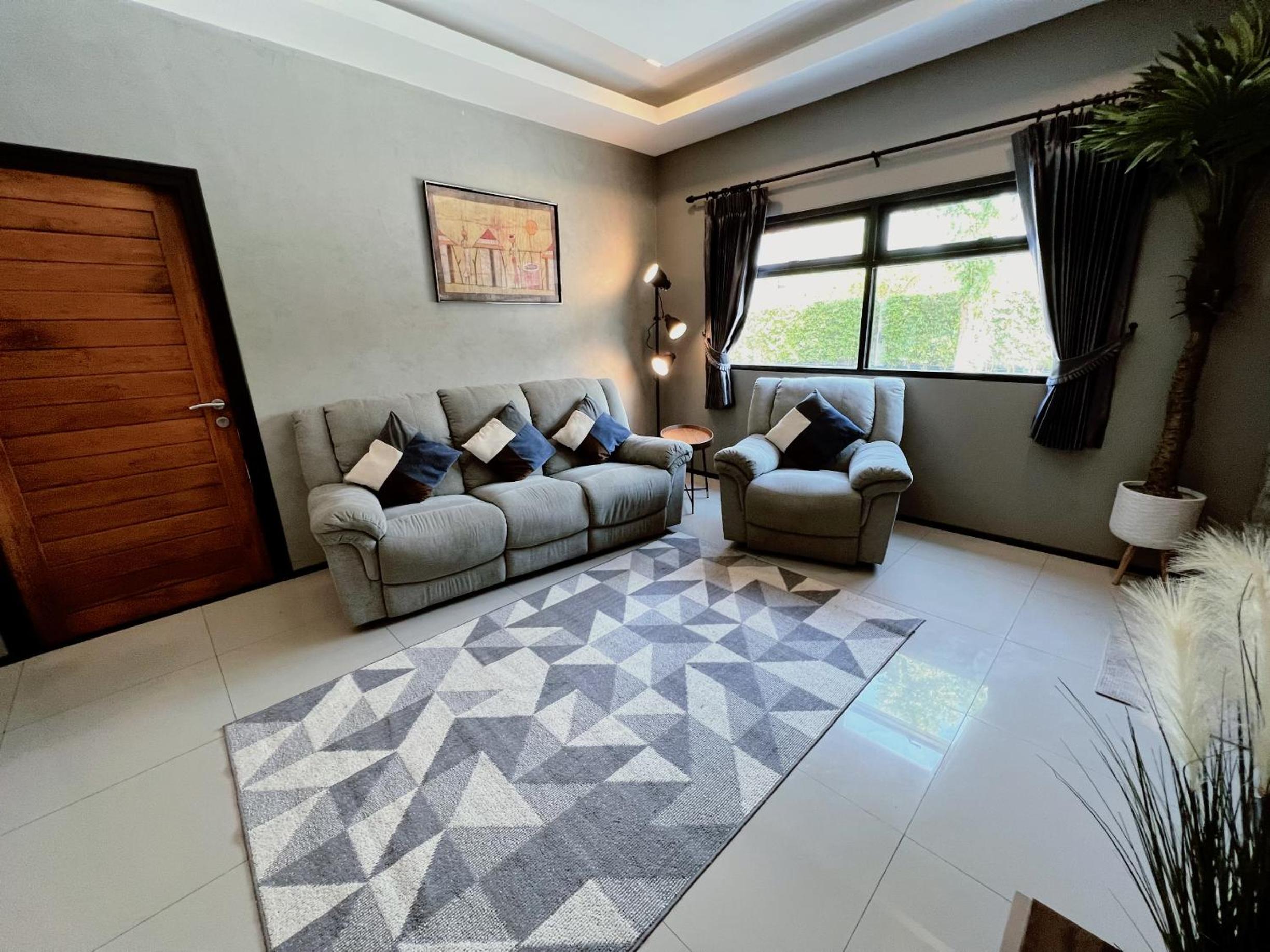 Family Suite - Photo 2
