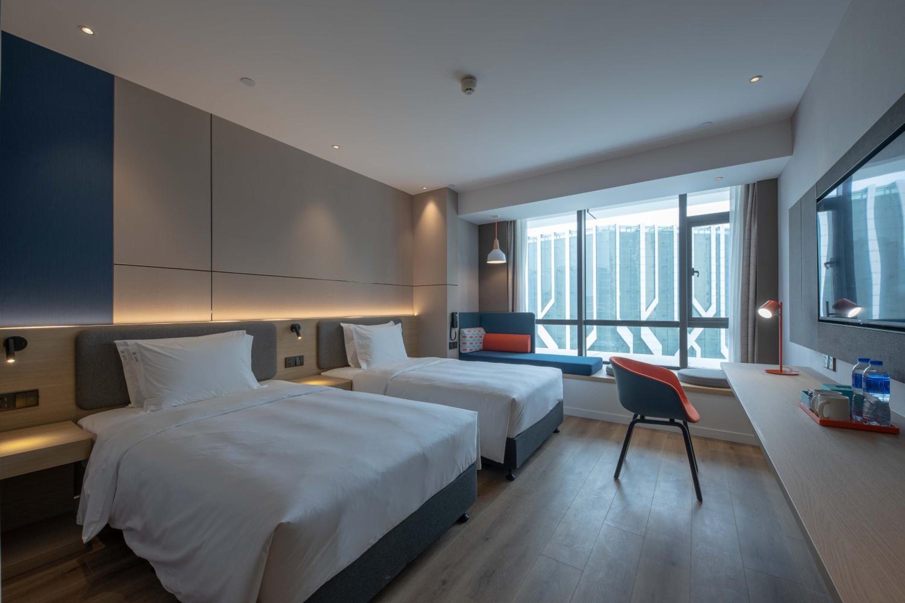 Standard Twin Room - Photo 5