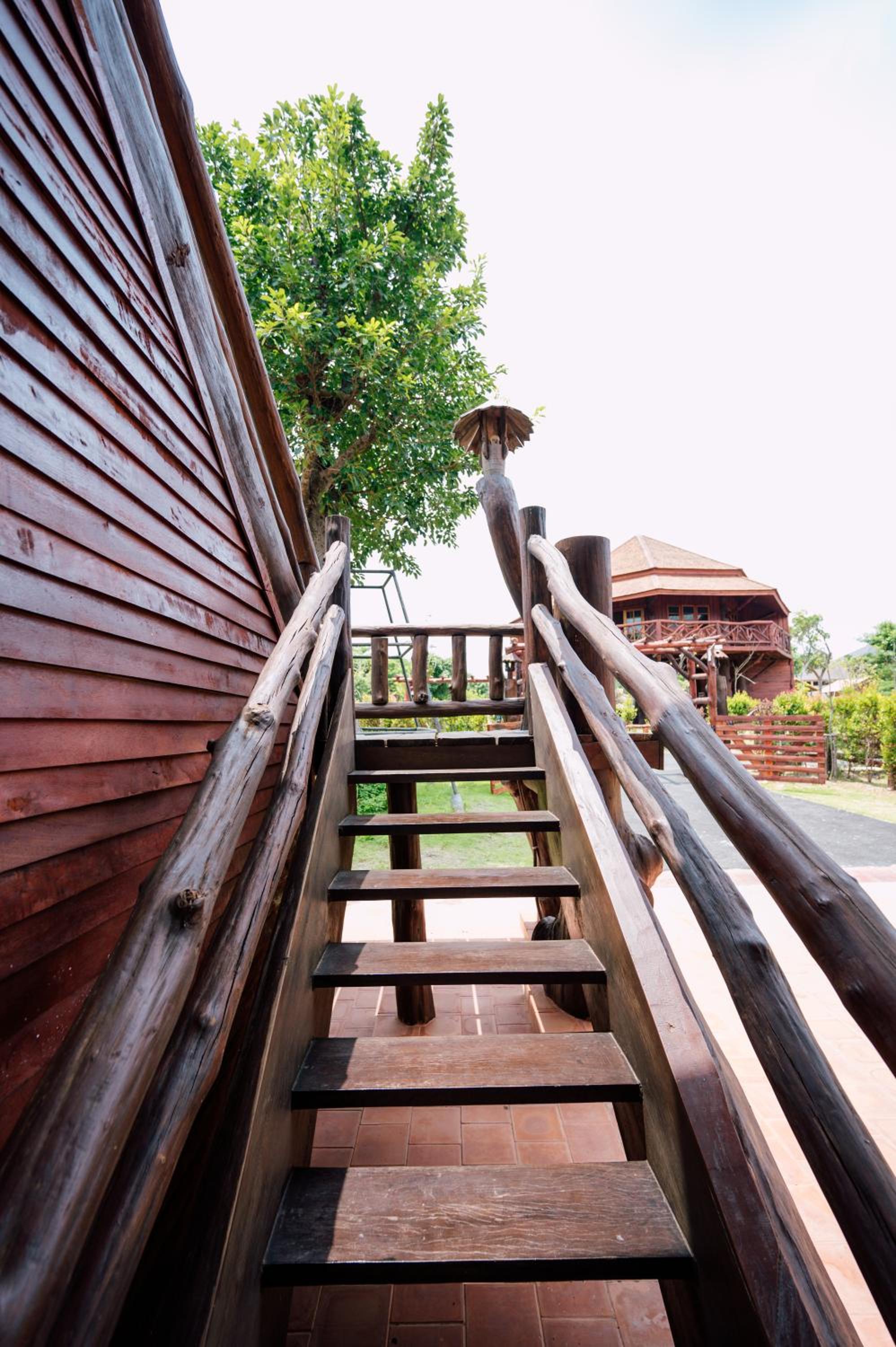 Villa with Private Pool - Photo 13