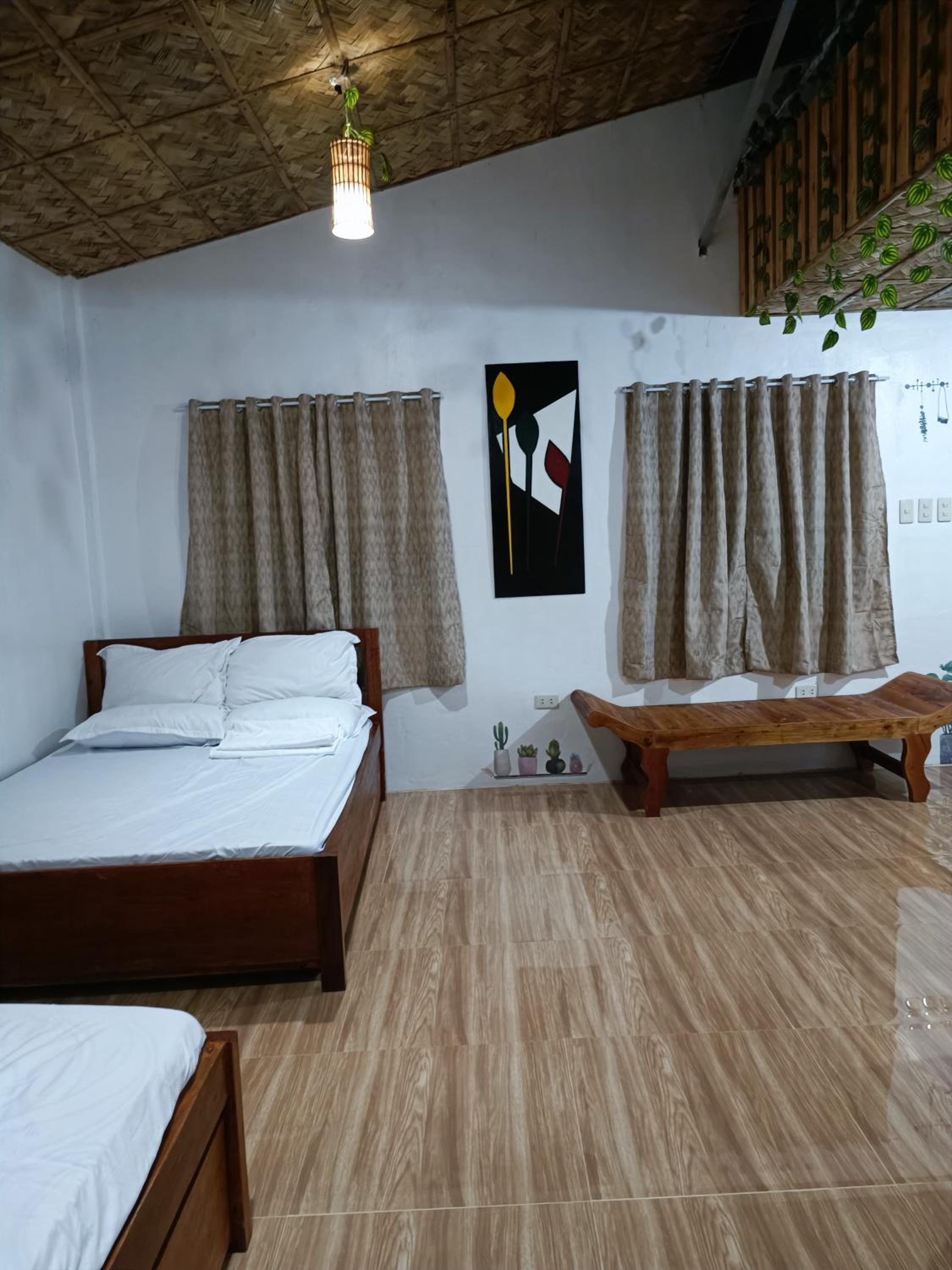 Family Room with Private Bathroom - Photo 1