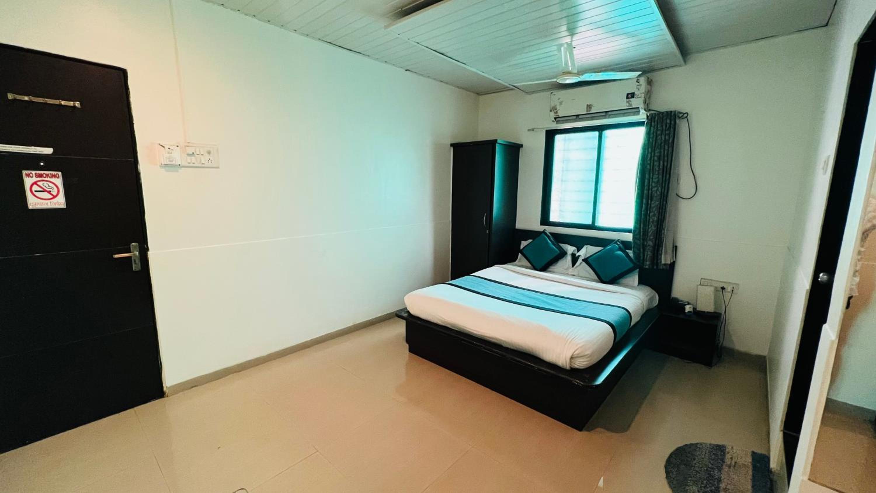 Standard Double Room photo 1