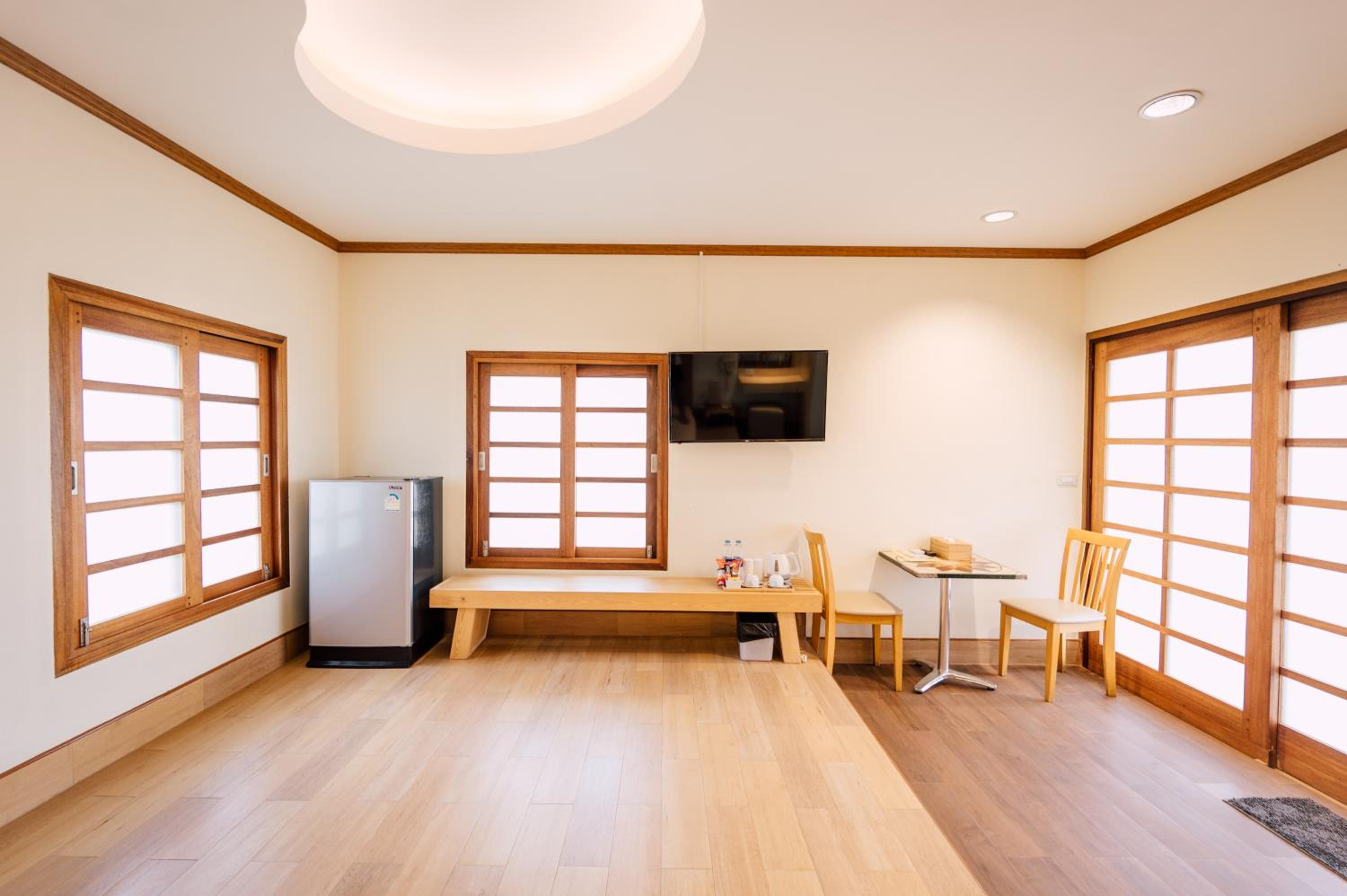 King Room with Mountain View - Photo 1