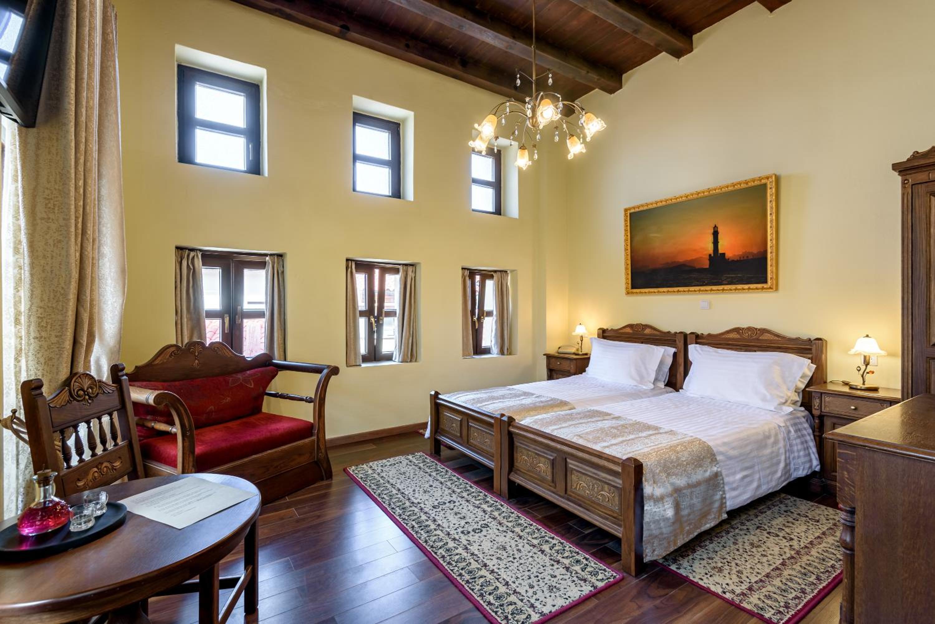 Double or Twin Room with City View - Photo 1