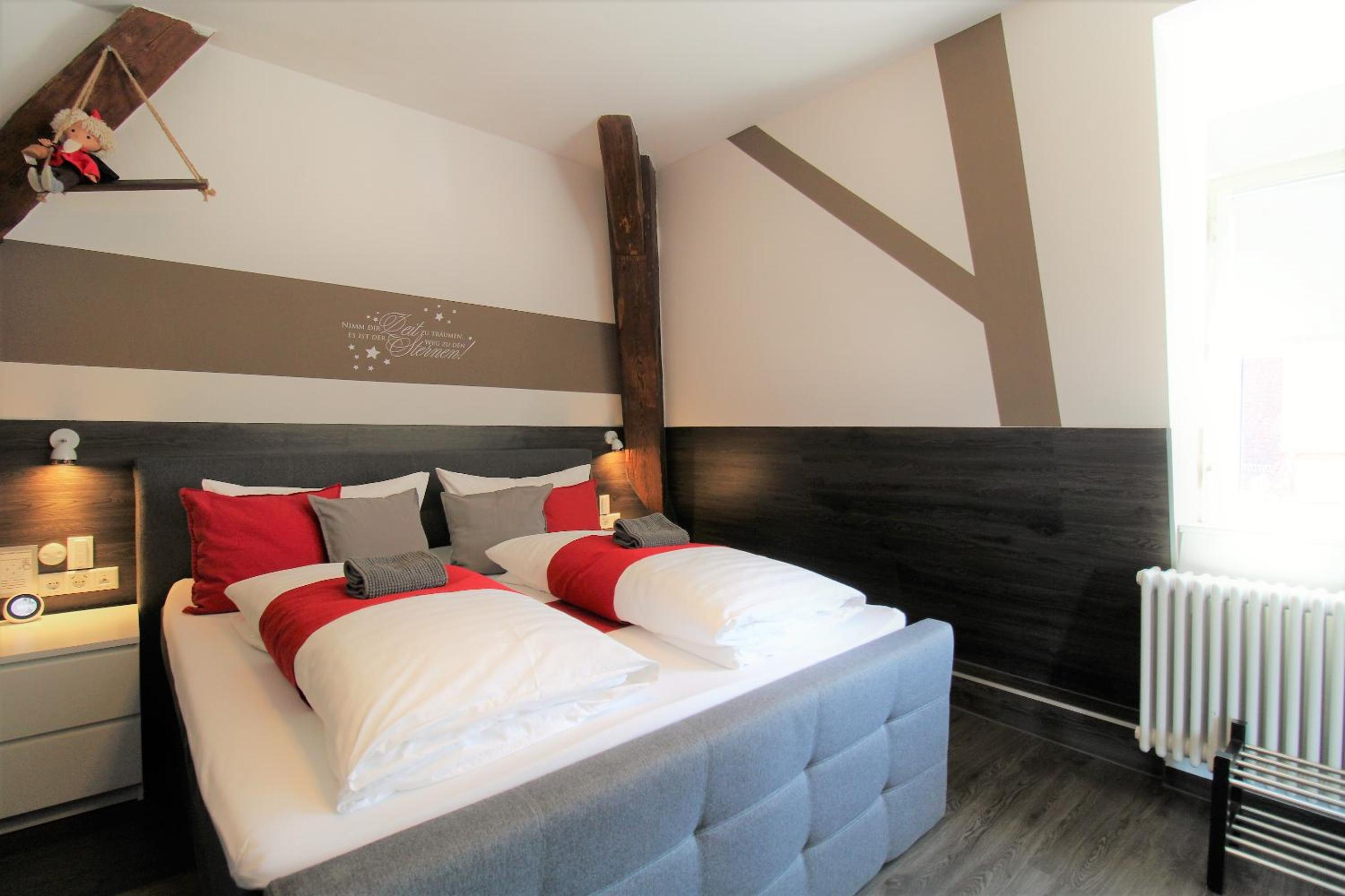 Standard Double Room - Photo 10