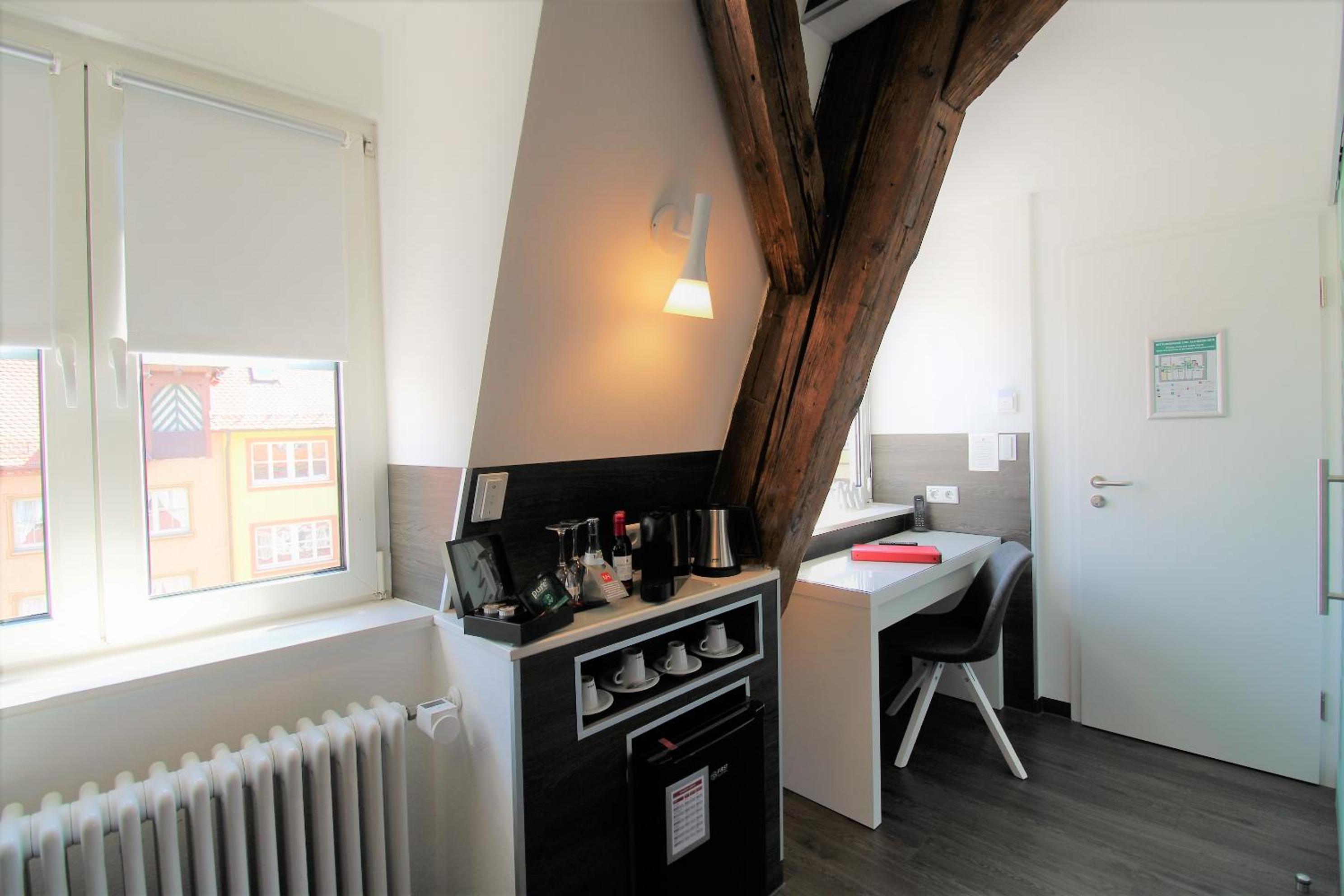 Standard Double Room - Photo 2
