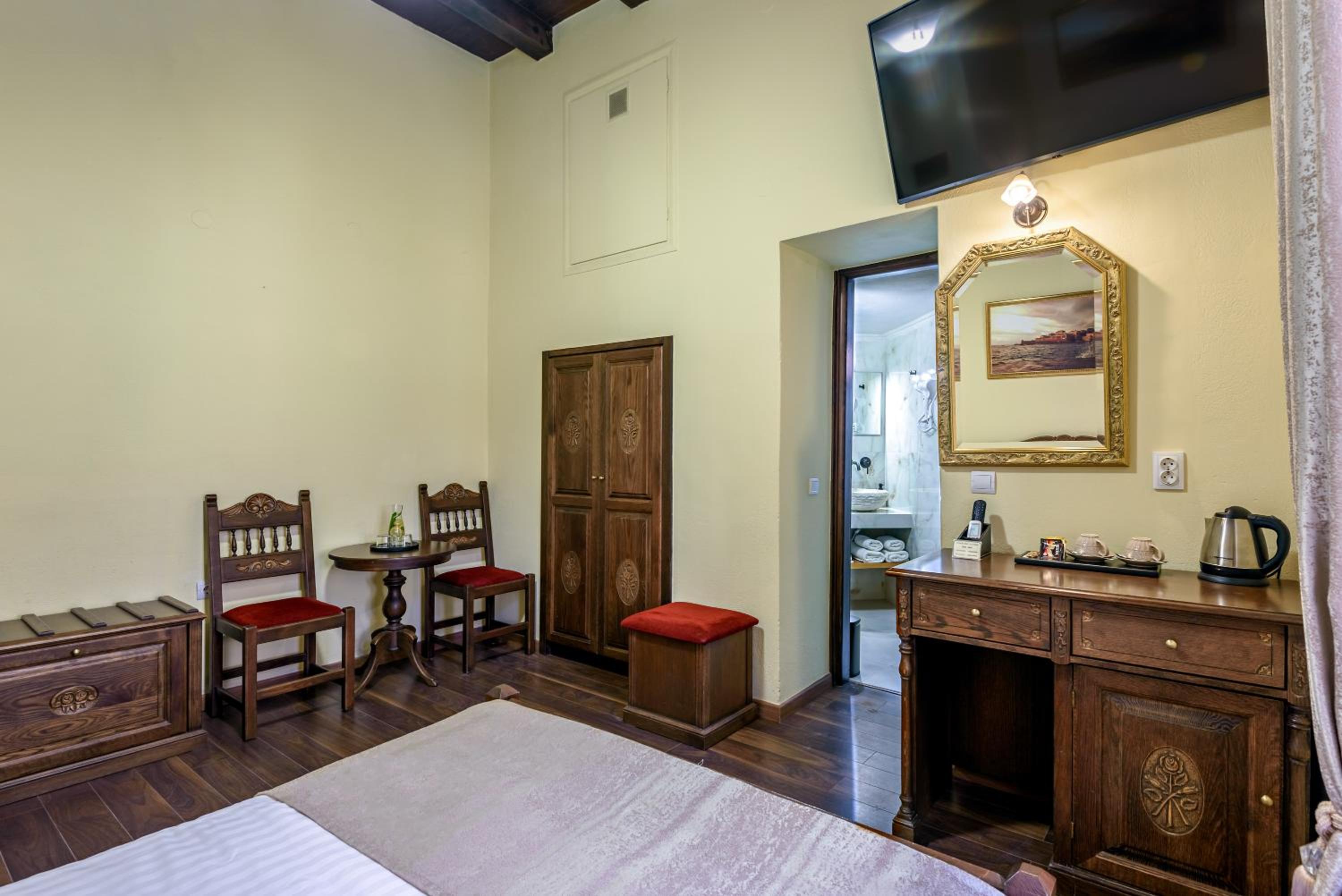 Economy Double Room