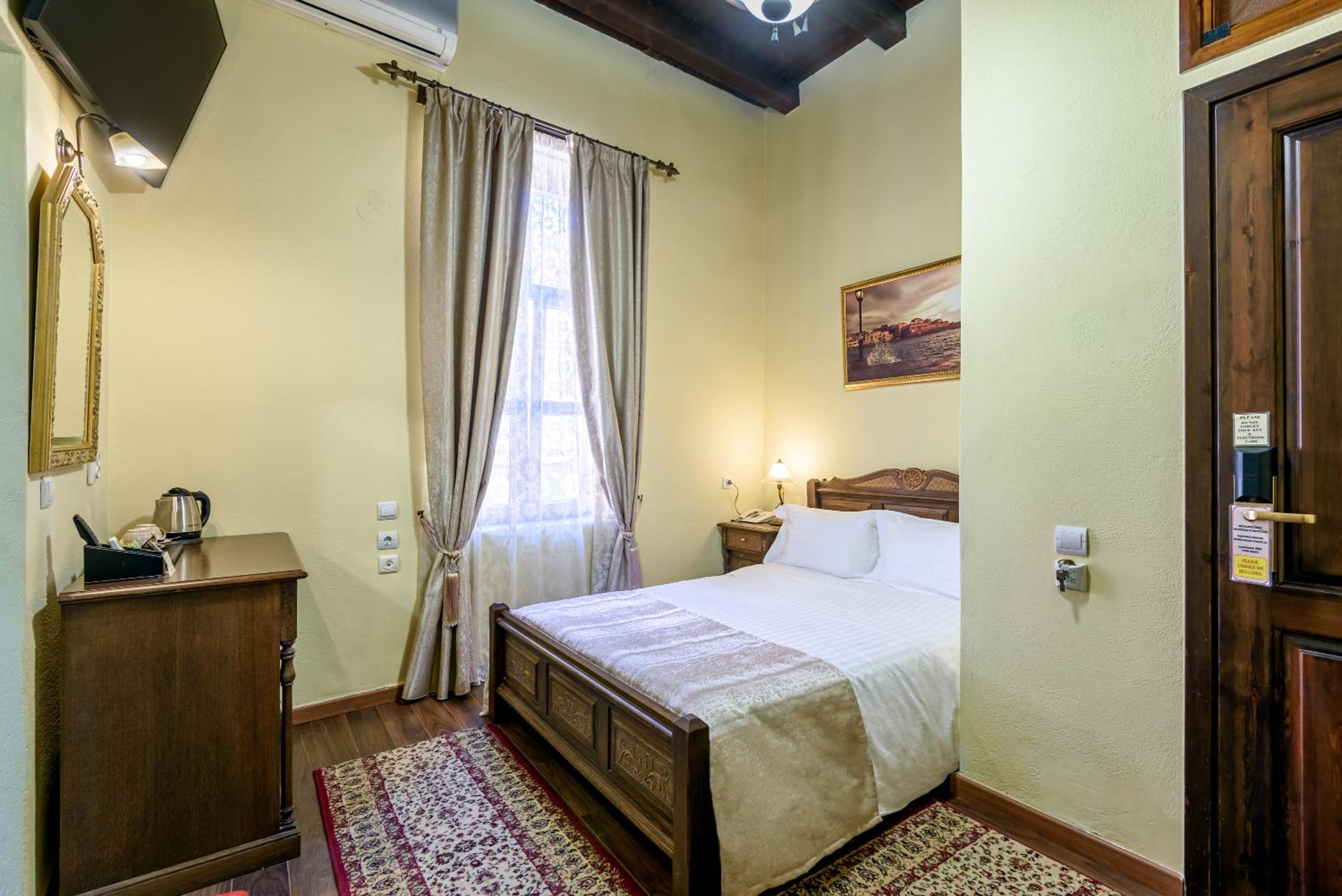 Economy Double Room