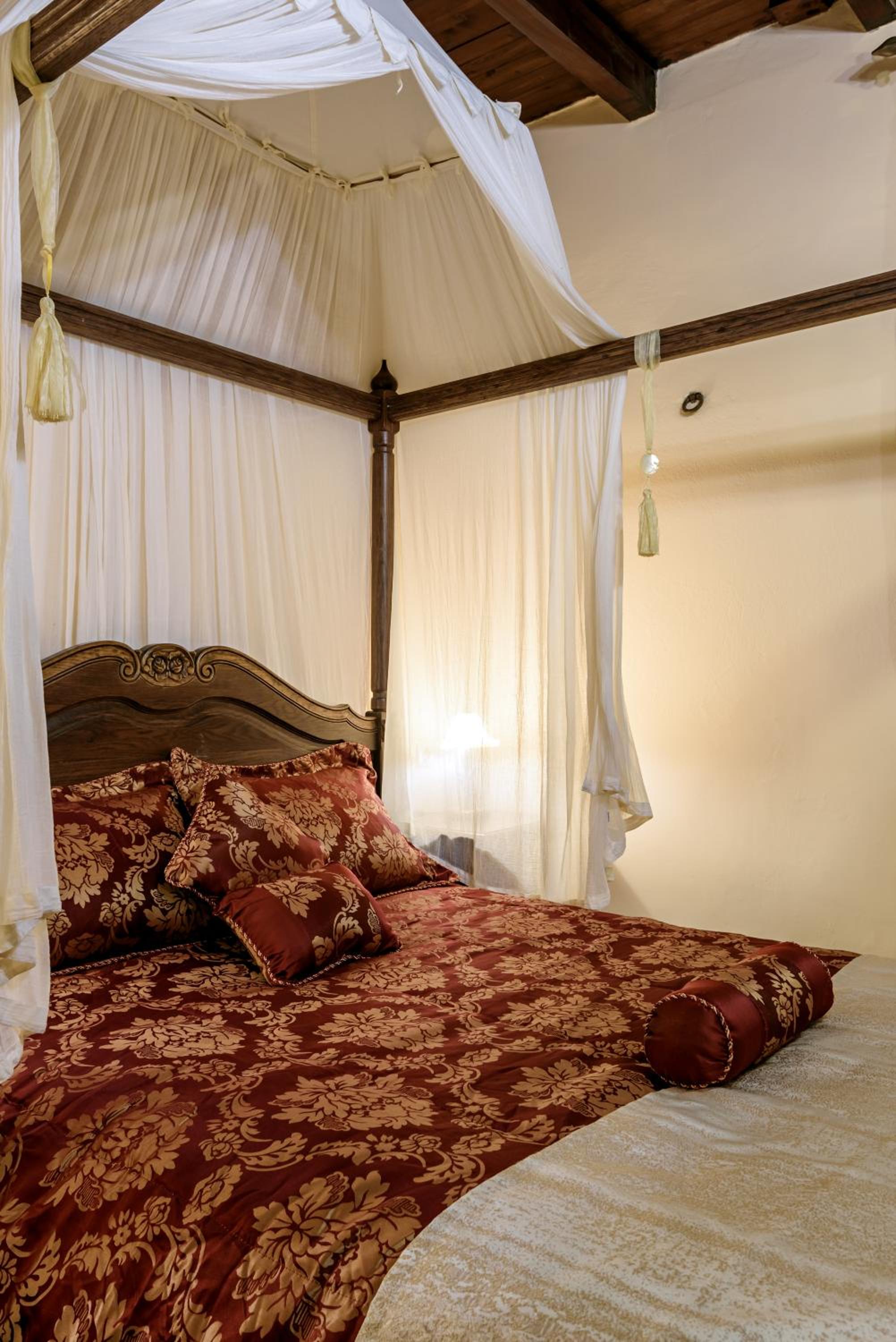 Double Room - Photo 5