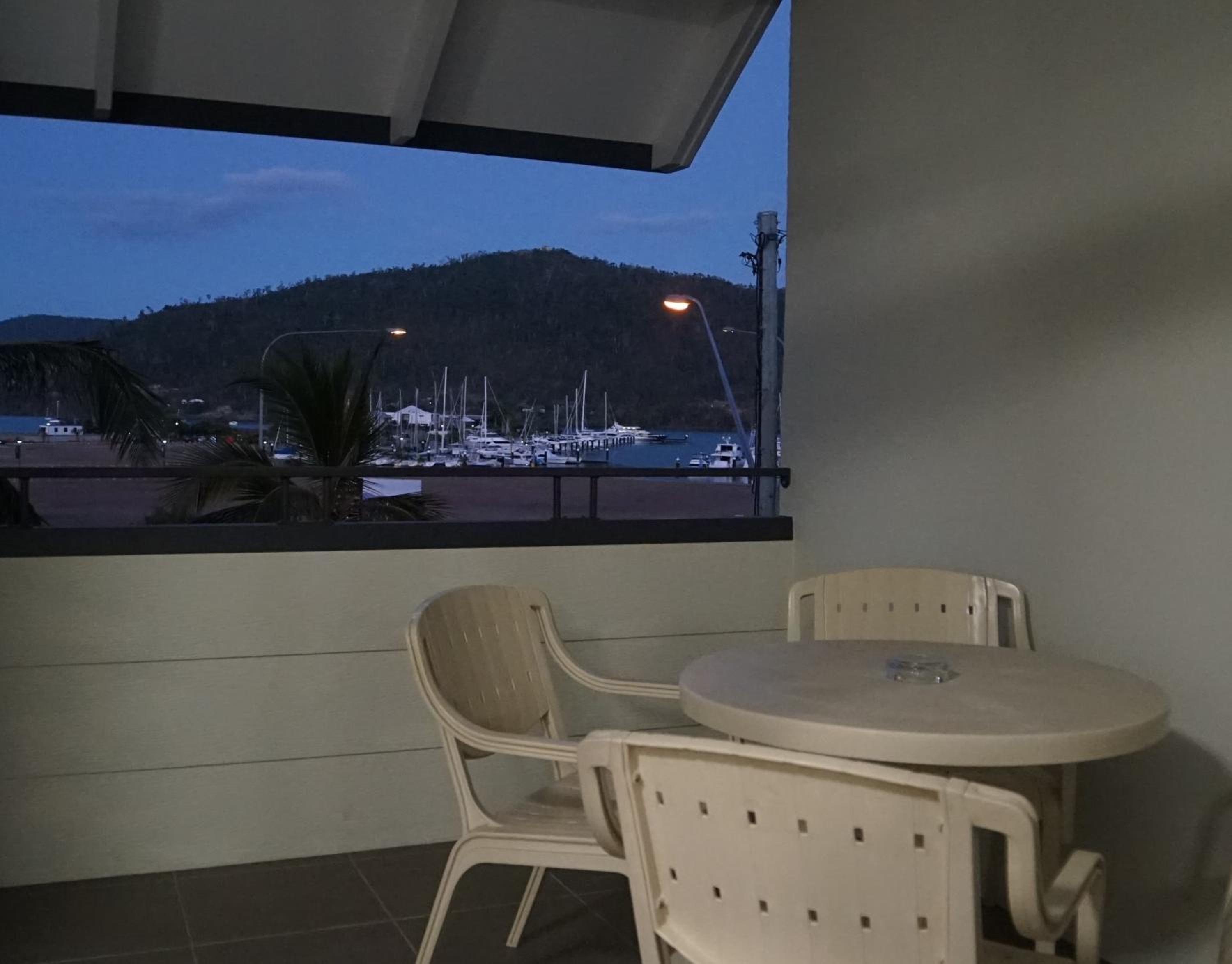 One-Bedroom Apartment with Ocean View - Photo 9
