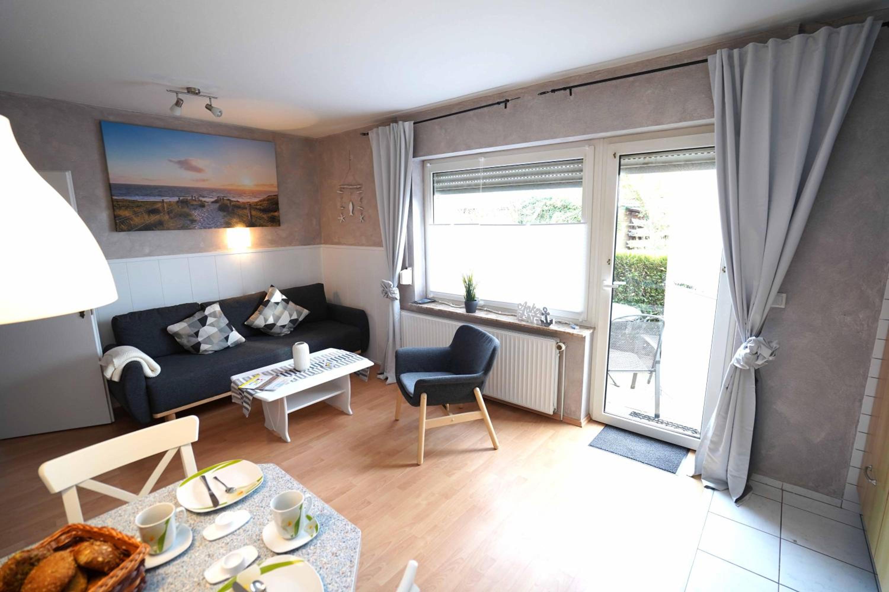 Apartment with Terrace photo 1