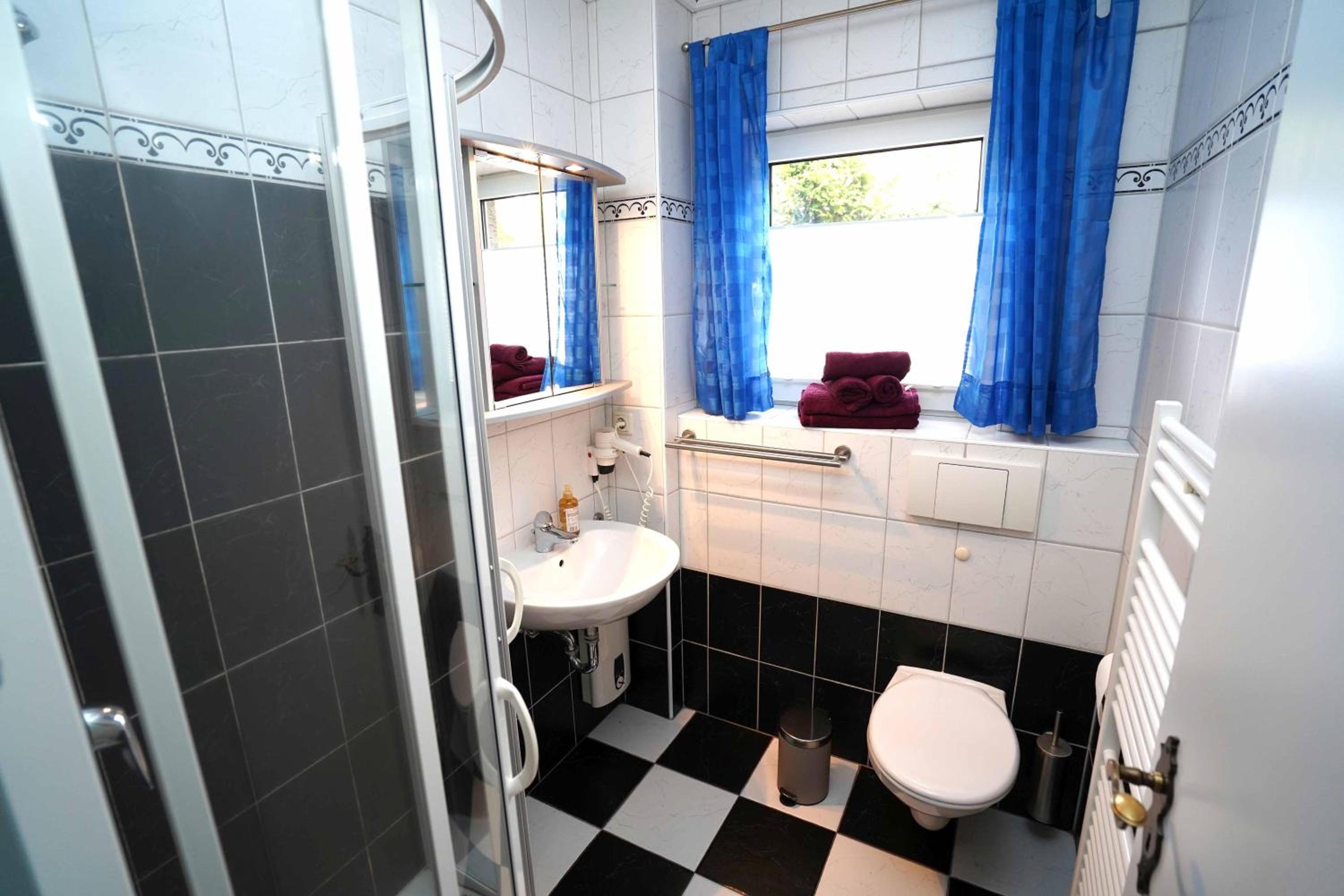 Apartment with Terrace photo 3