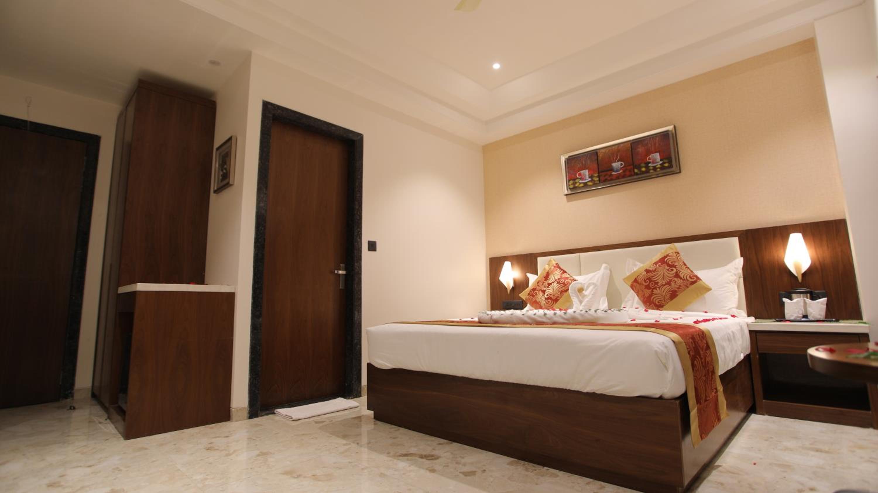 Twin Room - Photo 4
