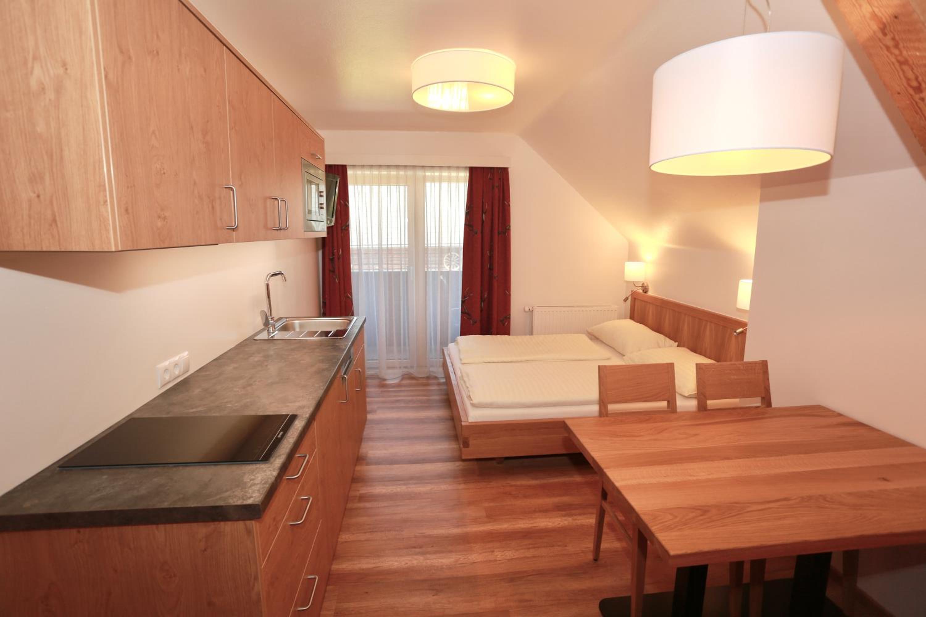 Apartment With Mountain View