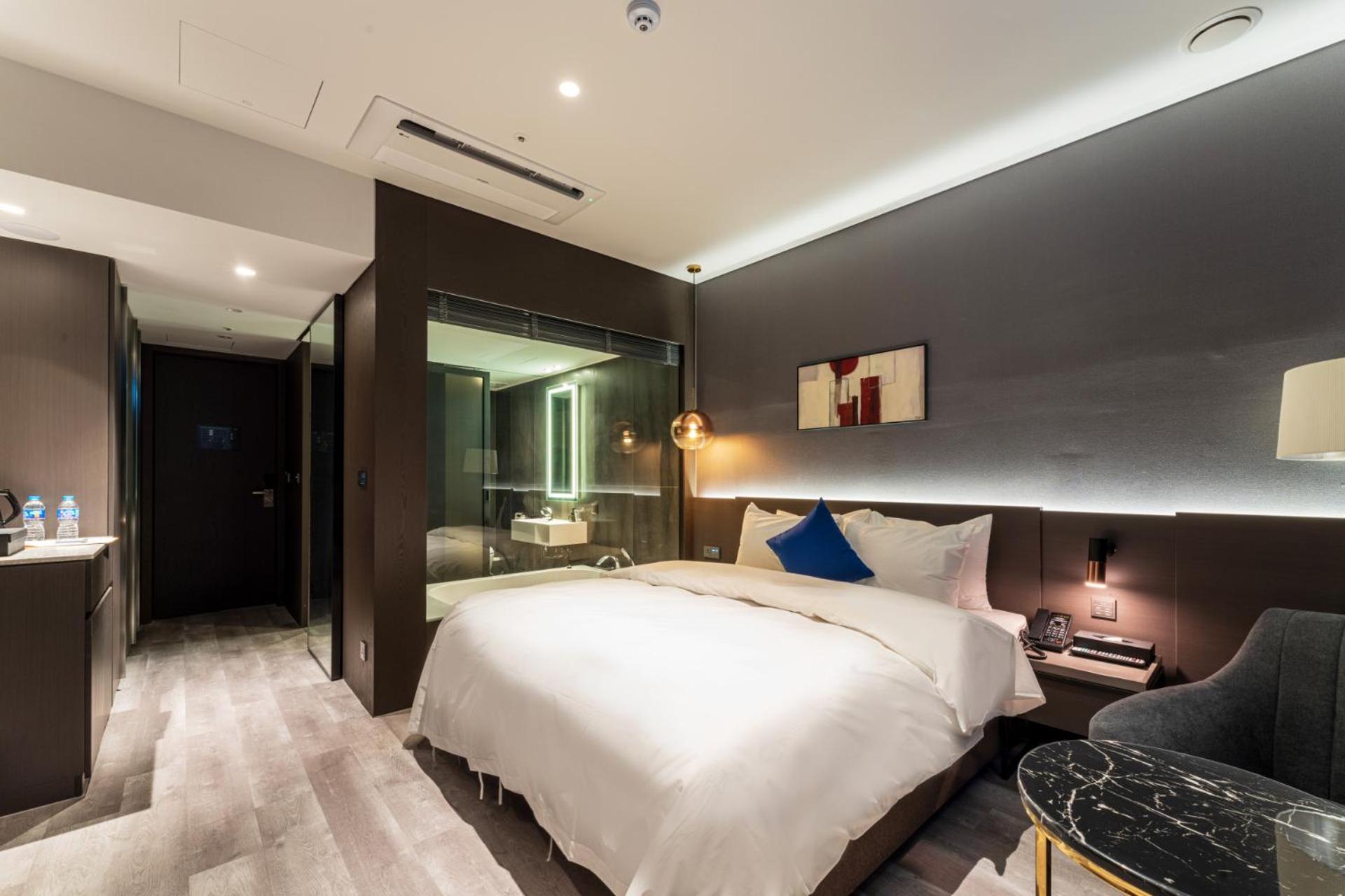 King Room - Photo 1