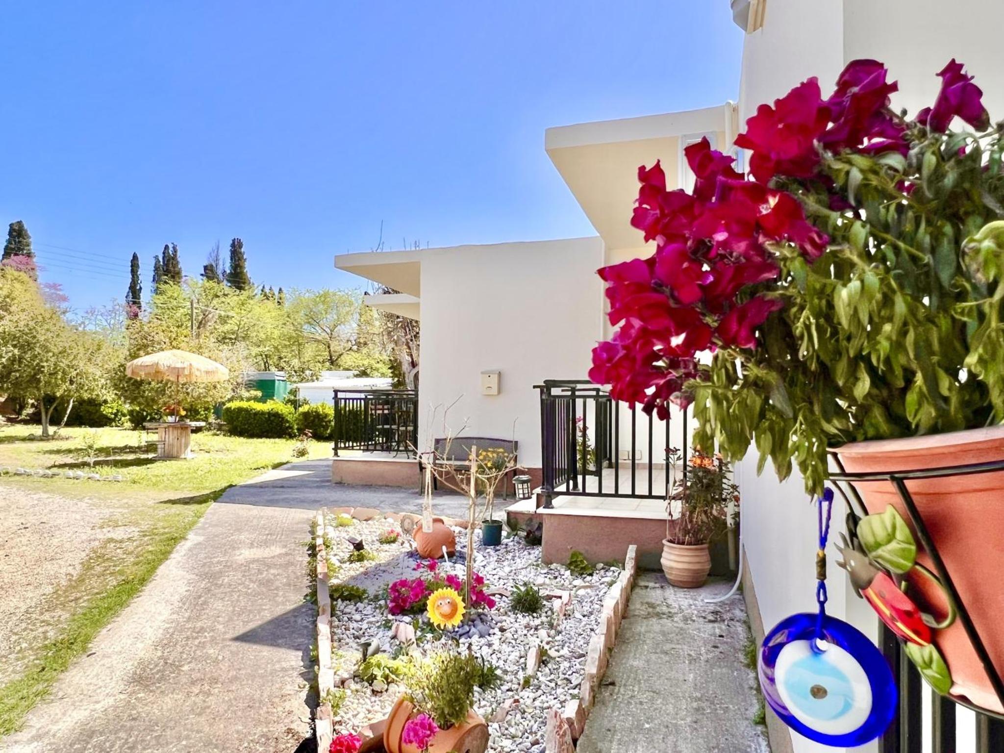 Villa with Private Pool photo 3