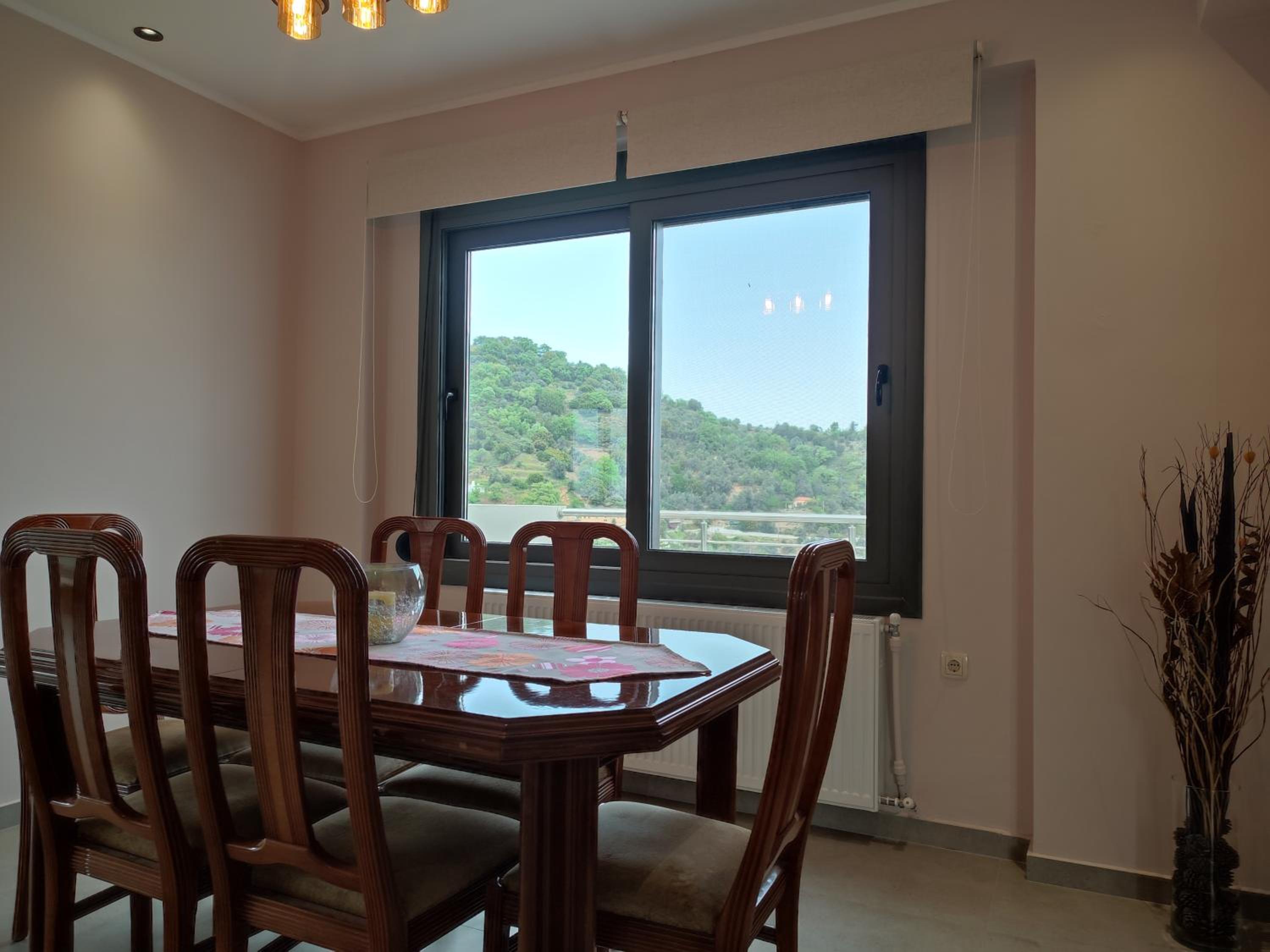 Three-Bedroom Villa - Photo 9