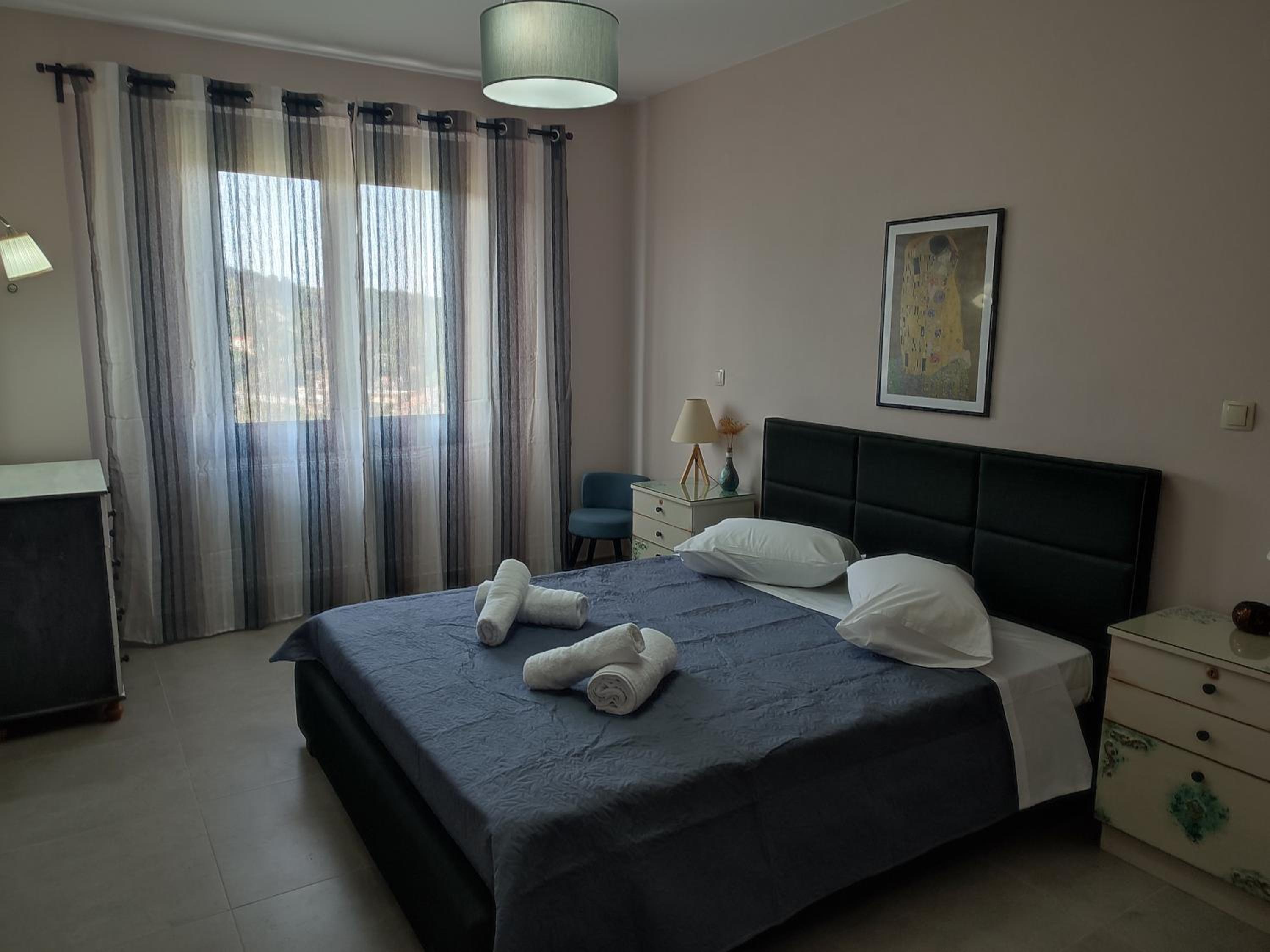 Three-Bedroom Villa - Photo 13