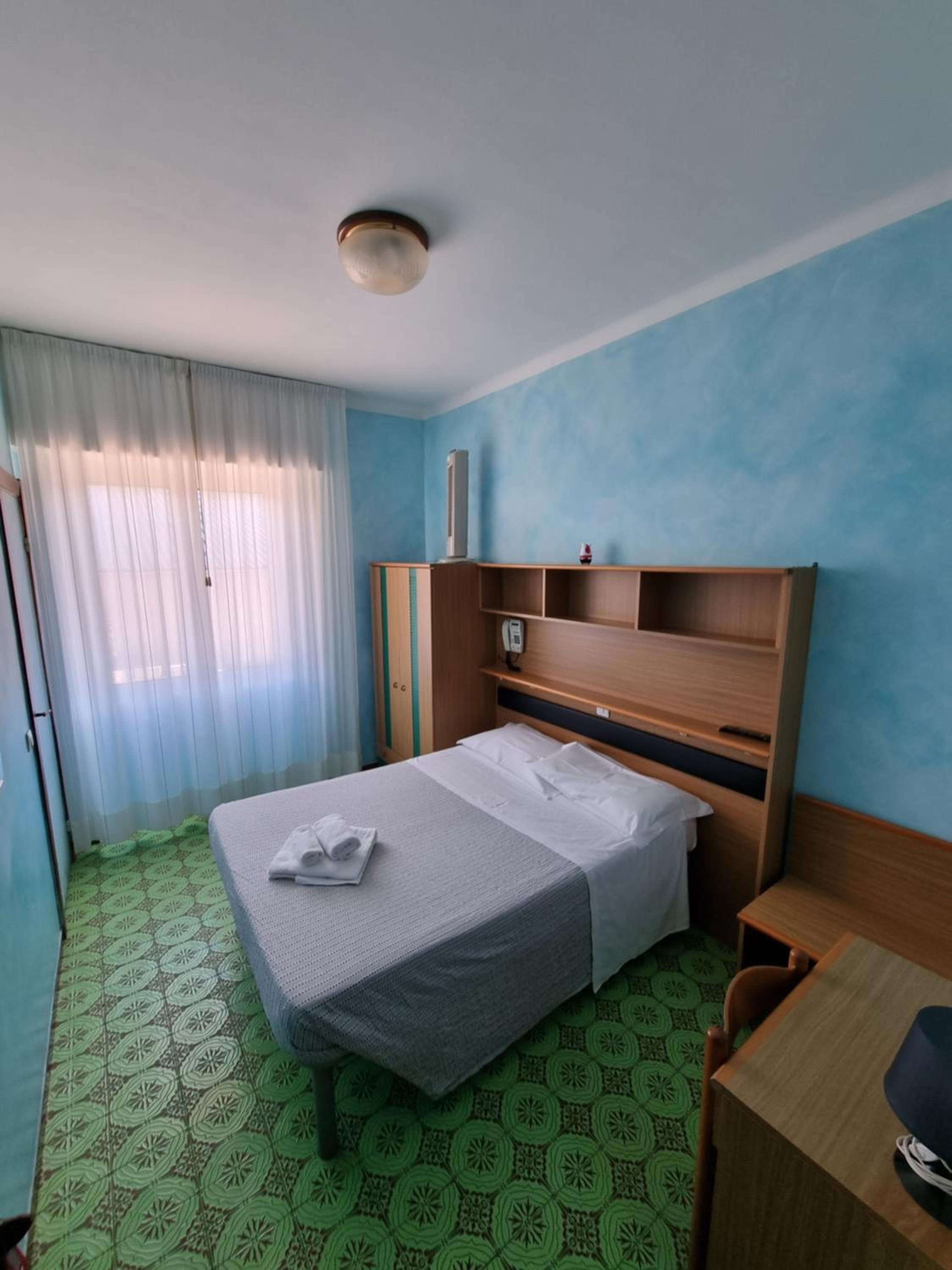 Double or Twin Room - Photo 2