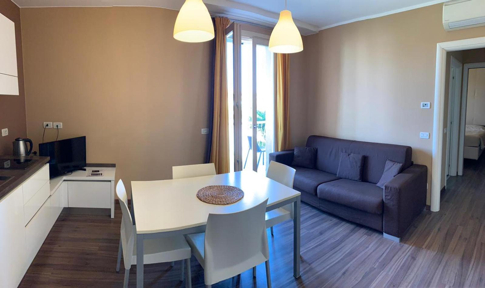 Comfort Apartment - Photo 14