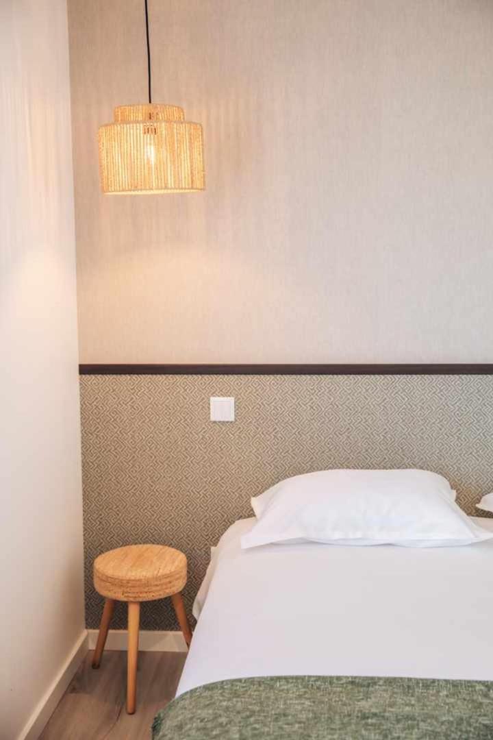 Two-Bedroom Apartment - Photo 6