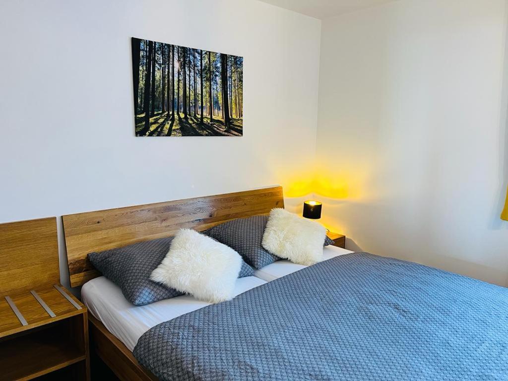 One-Bedroom Apartment - Photo 11