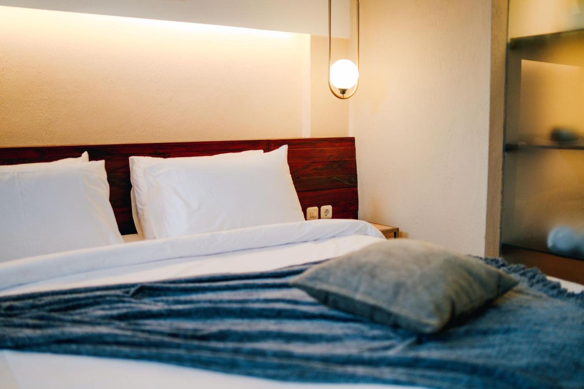 Standard Double Room - Photo 26
