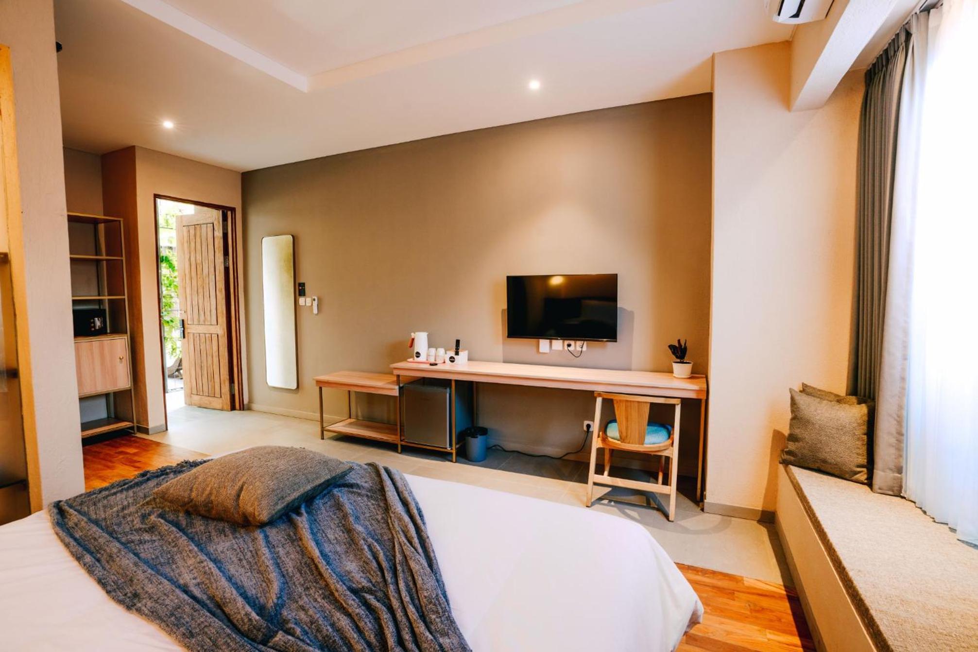 Standard Double Room - Photo 28