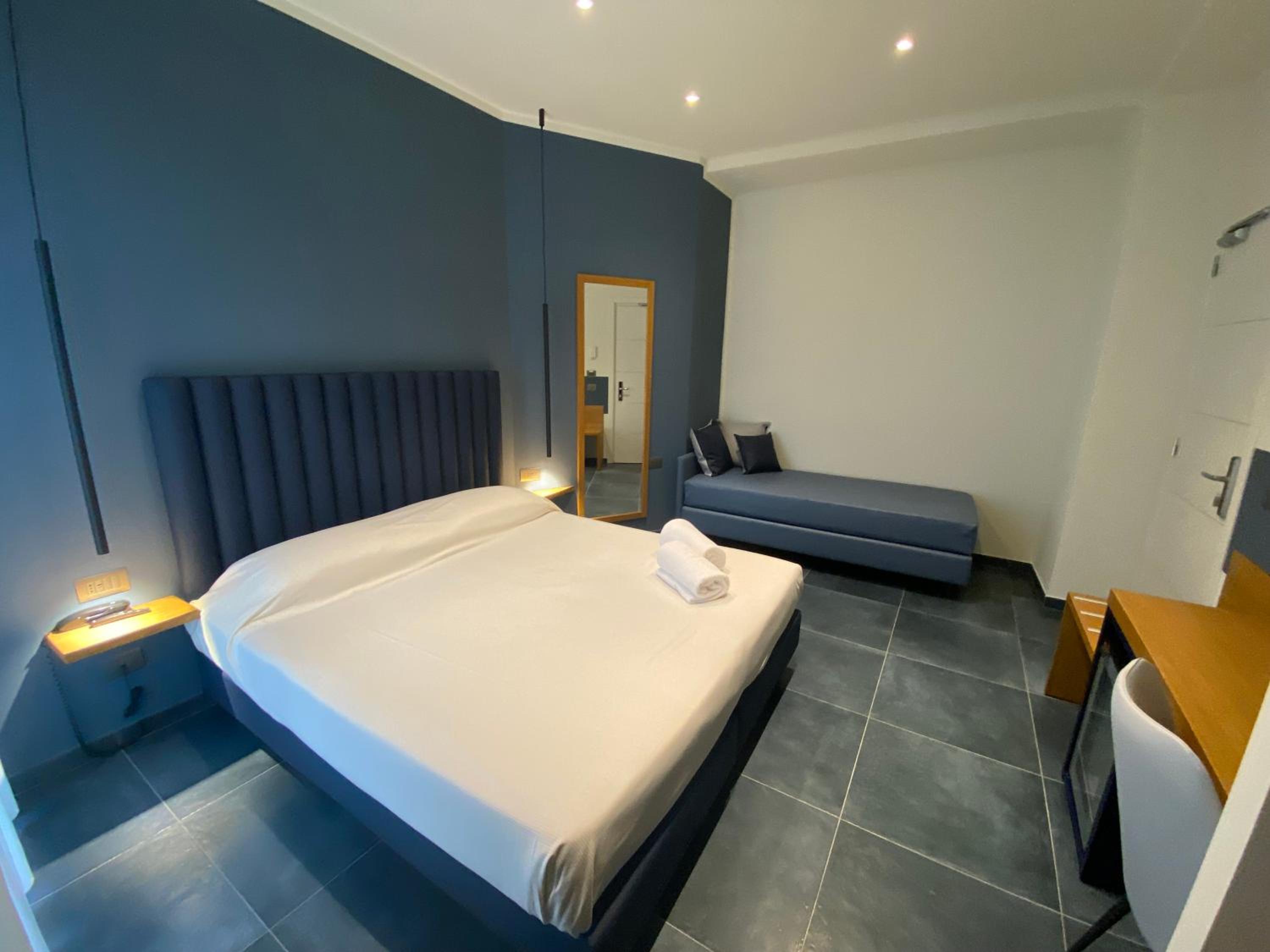 Triple Room with Balcony photo 2