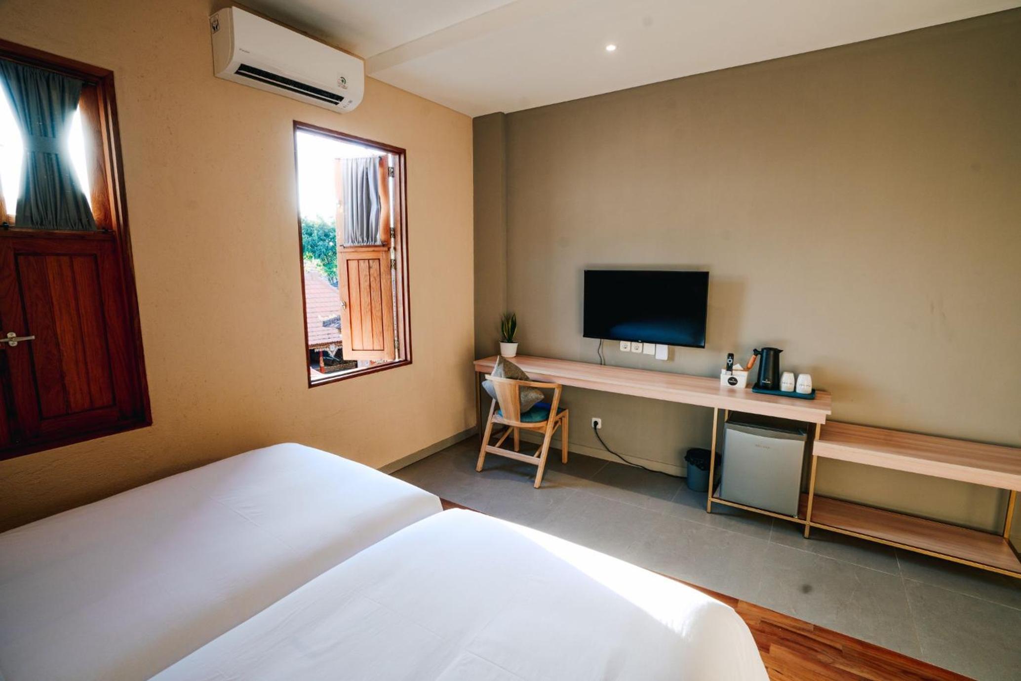 Standard Twin Room - Photo 17