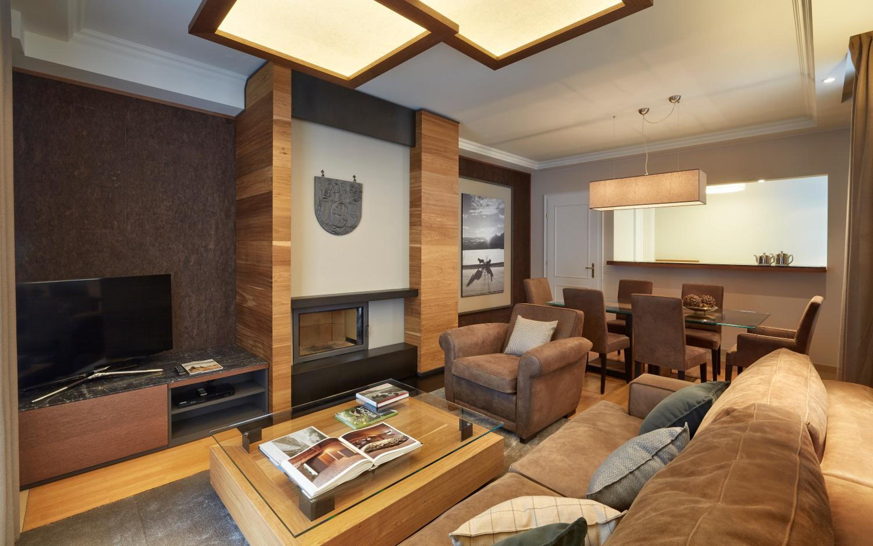 Deluxe Two Bedroom Alpine Suite