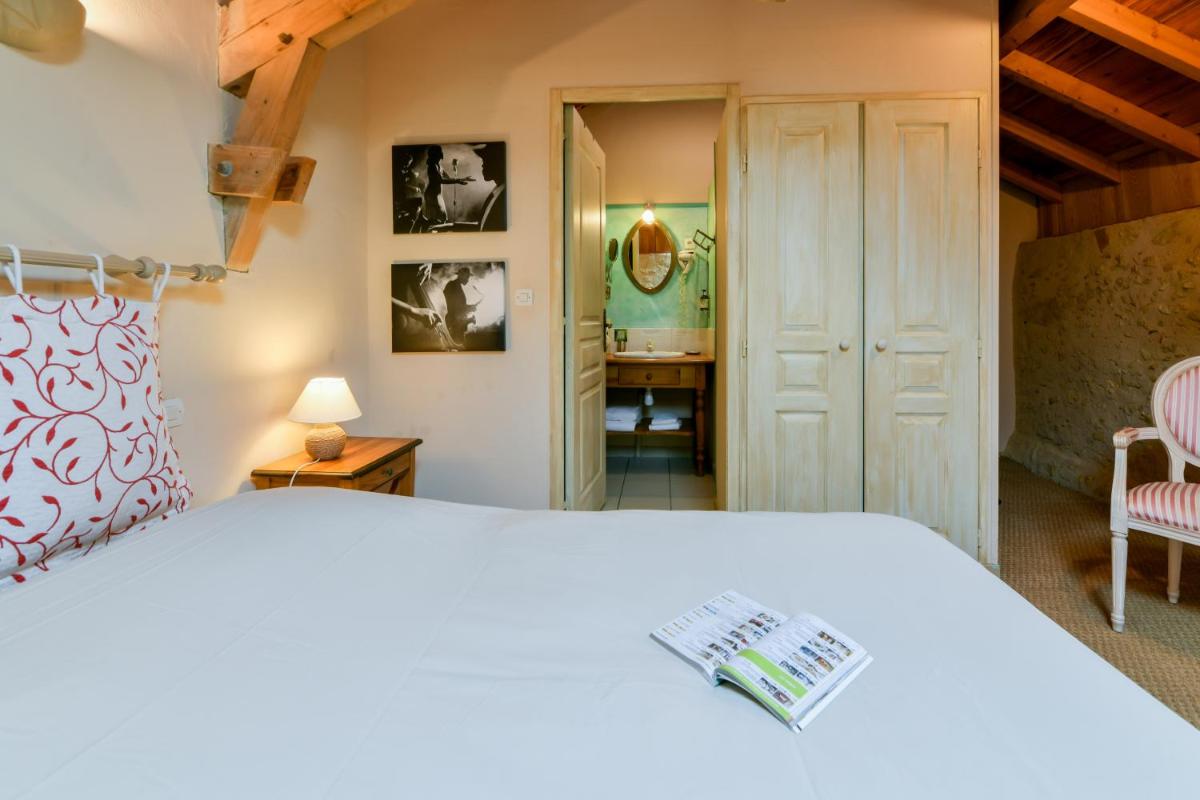 Double Room with Garden View photo 3